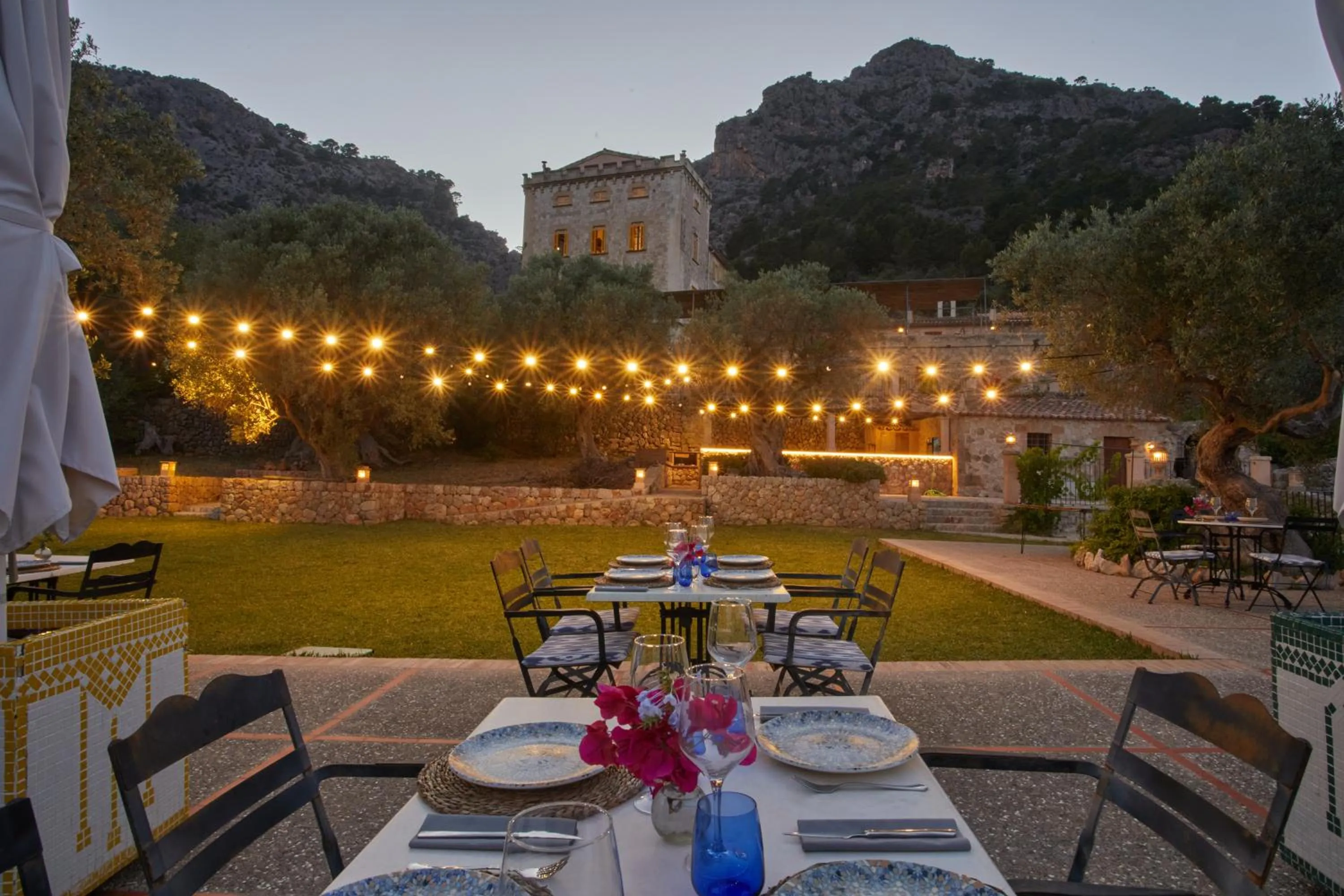 Restaurant/places to eat in Agroturismo Alquería Blanca