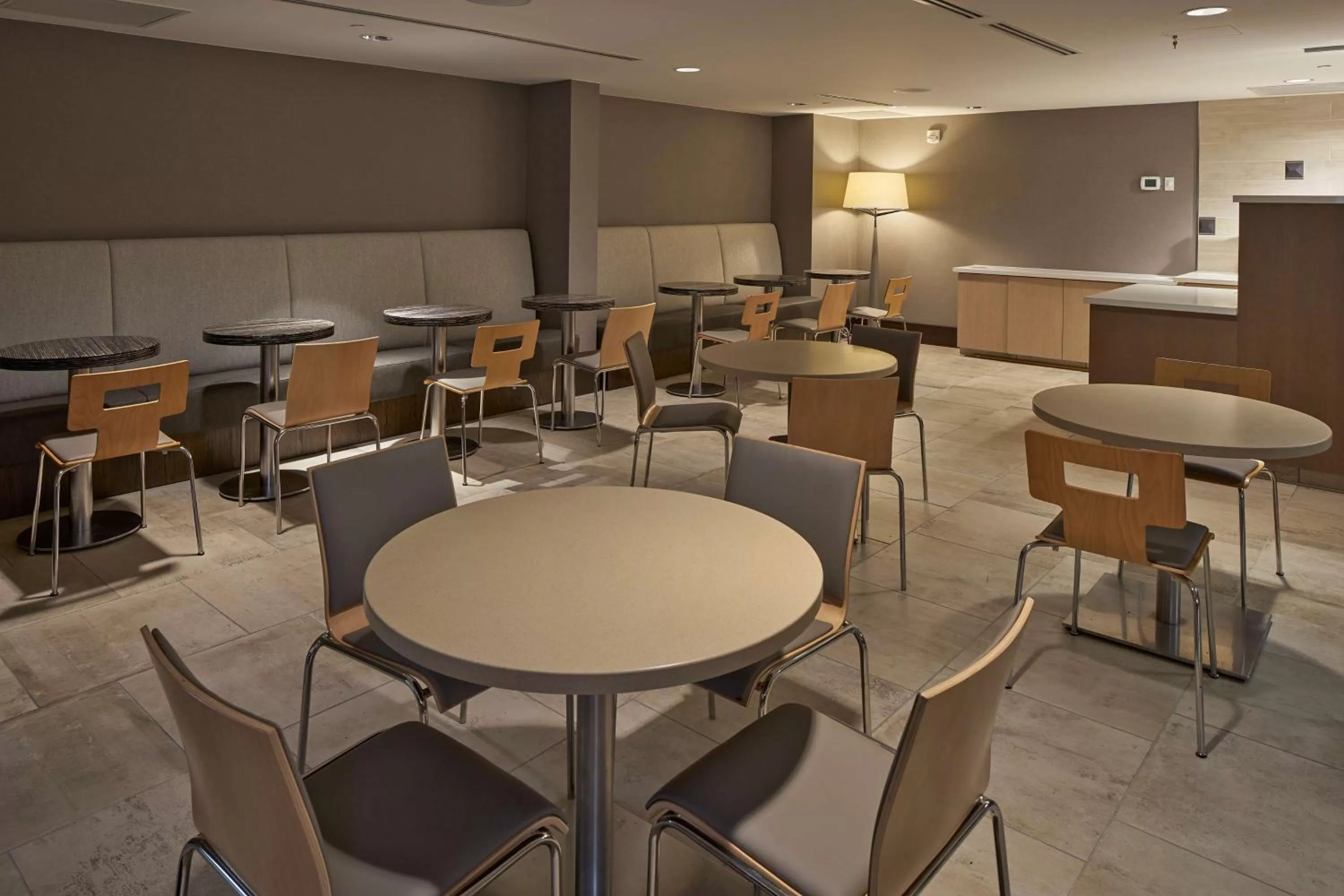 Restaurant/places to eat in Hilton Raleigh North Hills