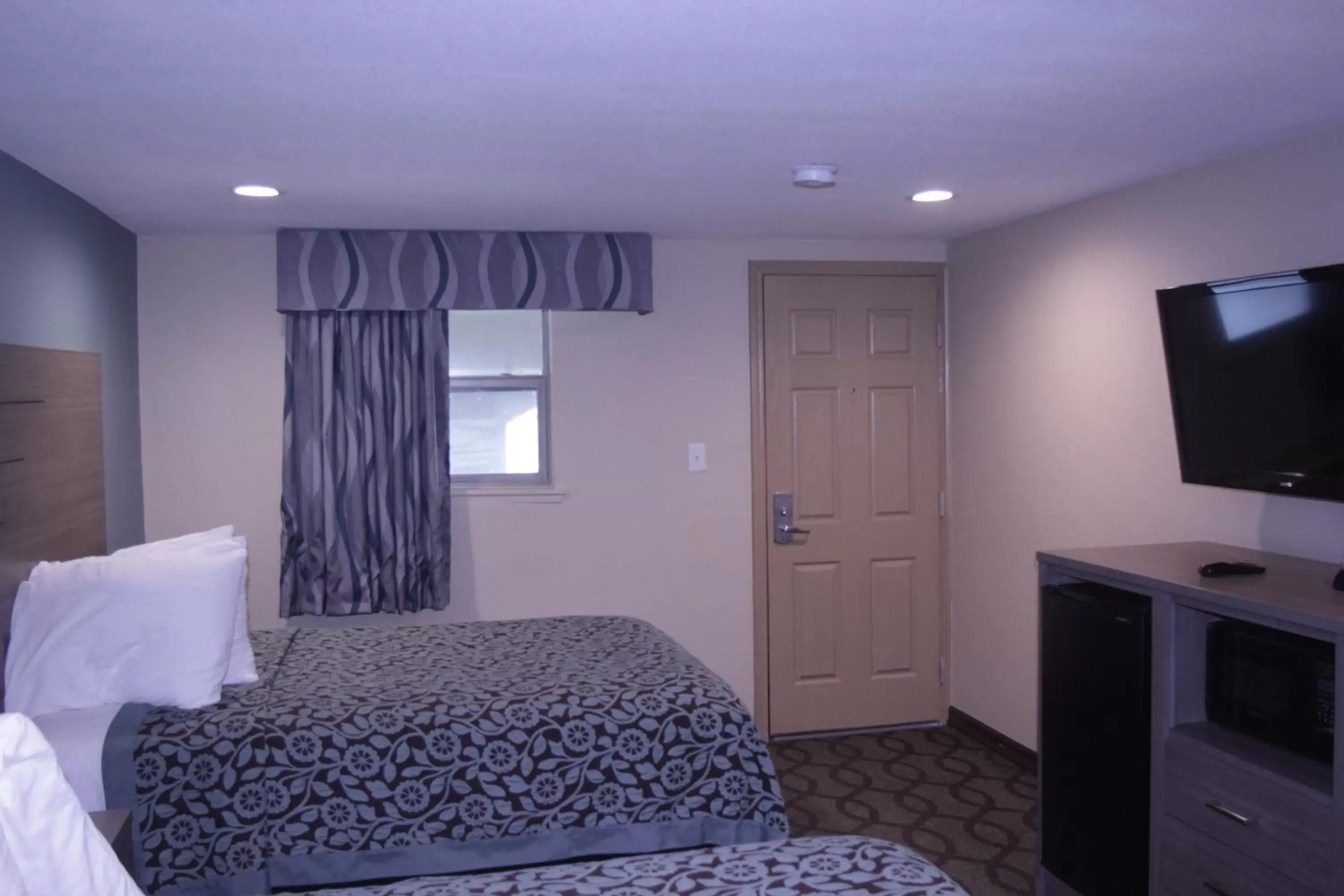 Room with Two Double Beds in Americas Best Value Inn Port Aransas Room with Two Double Beds in Americas Best Value Inn Port Aransas