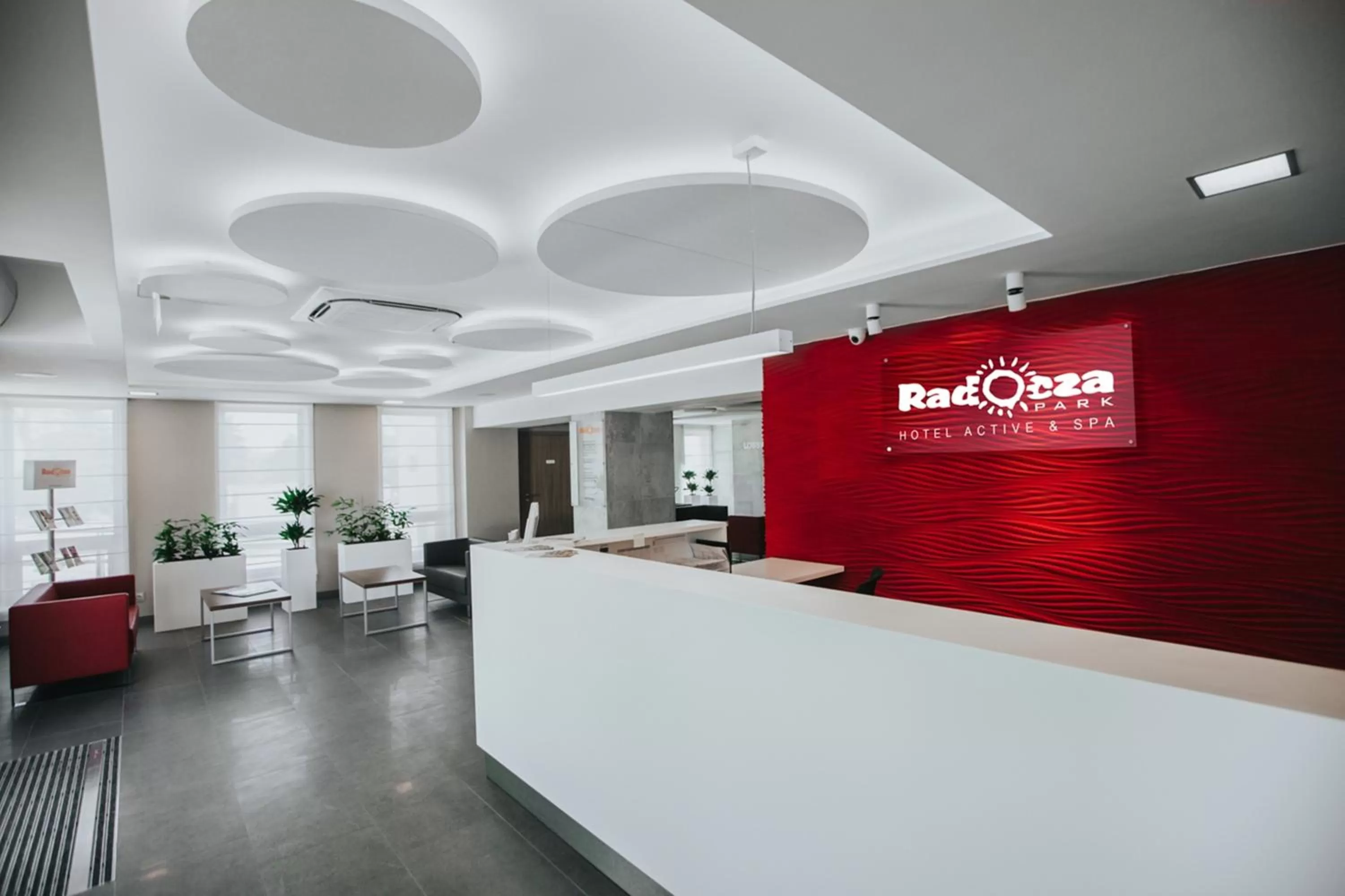 Lobby or reception in Hotel Radocza Park Business & Spa