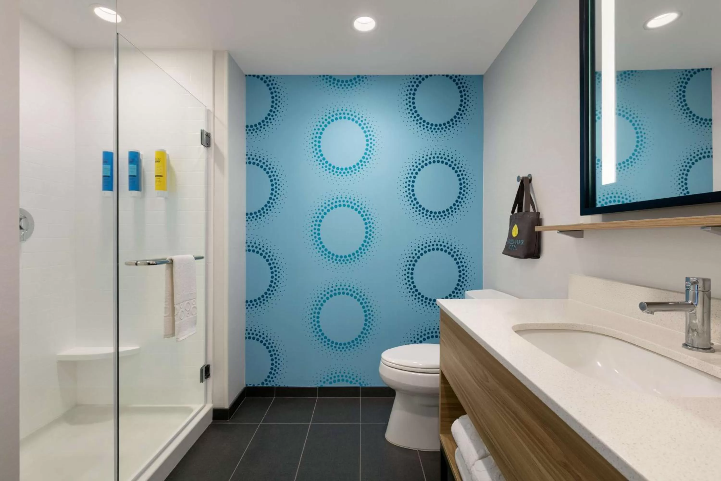 Bathroom in Tru By Hilton Easton