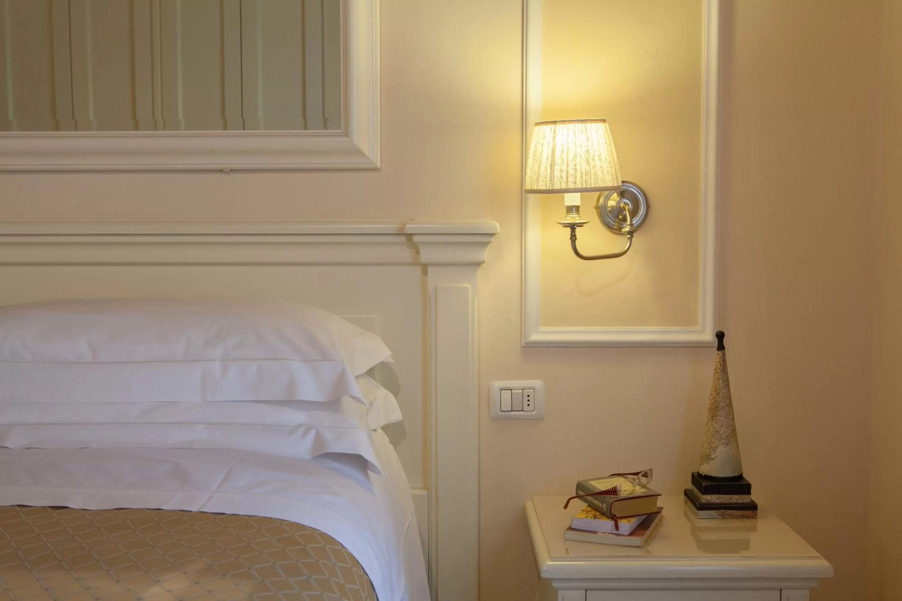 Comfort Apartment in Granduomo Charming Accomodation