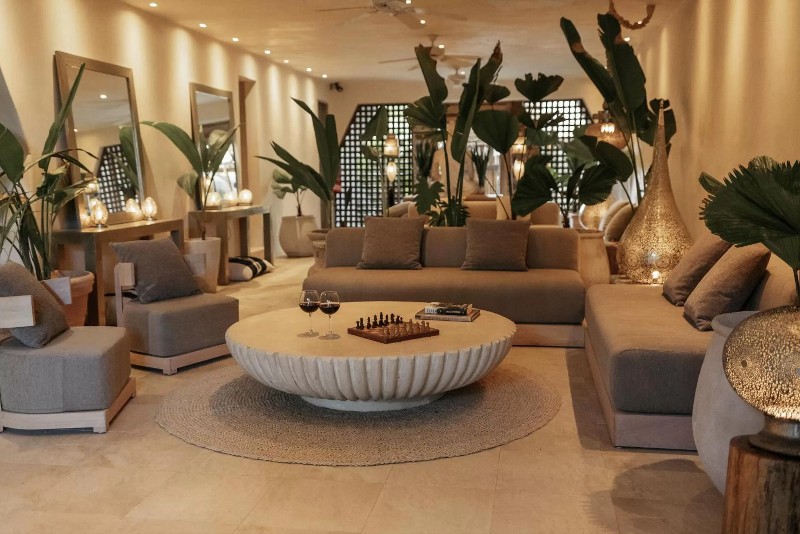 Living room in Jashita Hotel