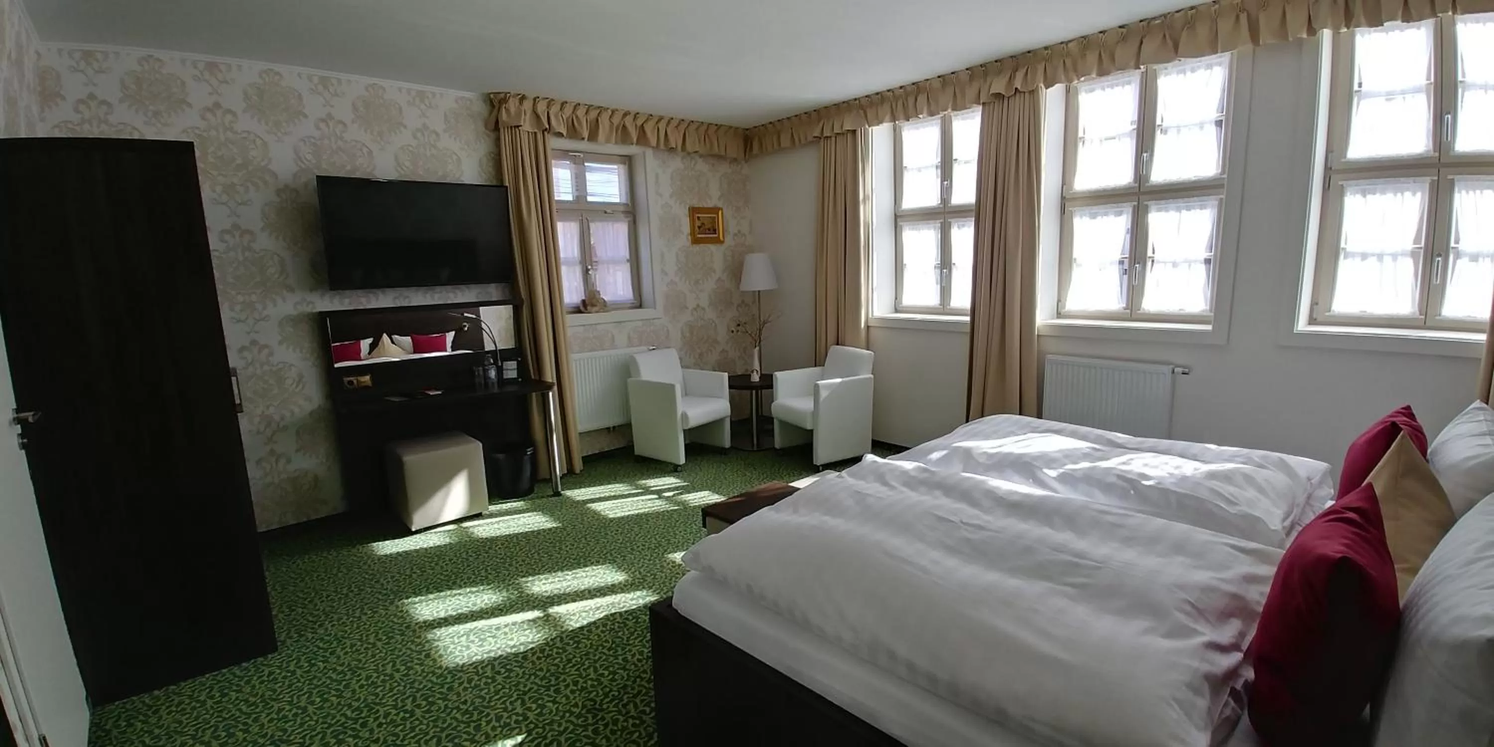 Photo of the whole room, Bed in Hotel Alte Brennerei