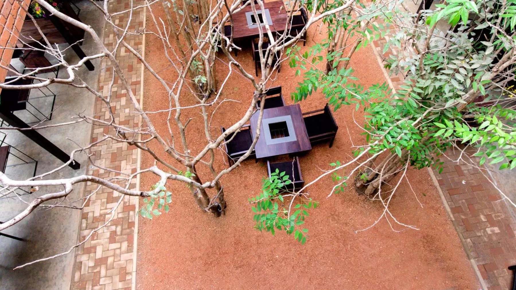 On site in BBQ HUB Ella