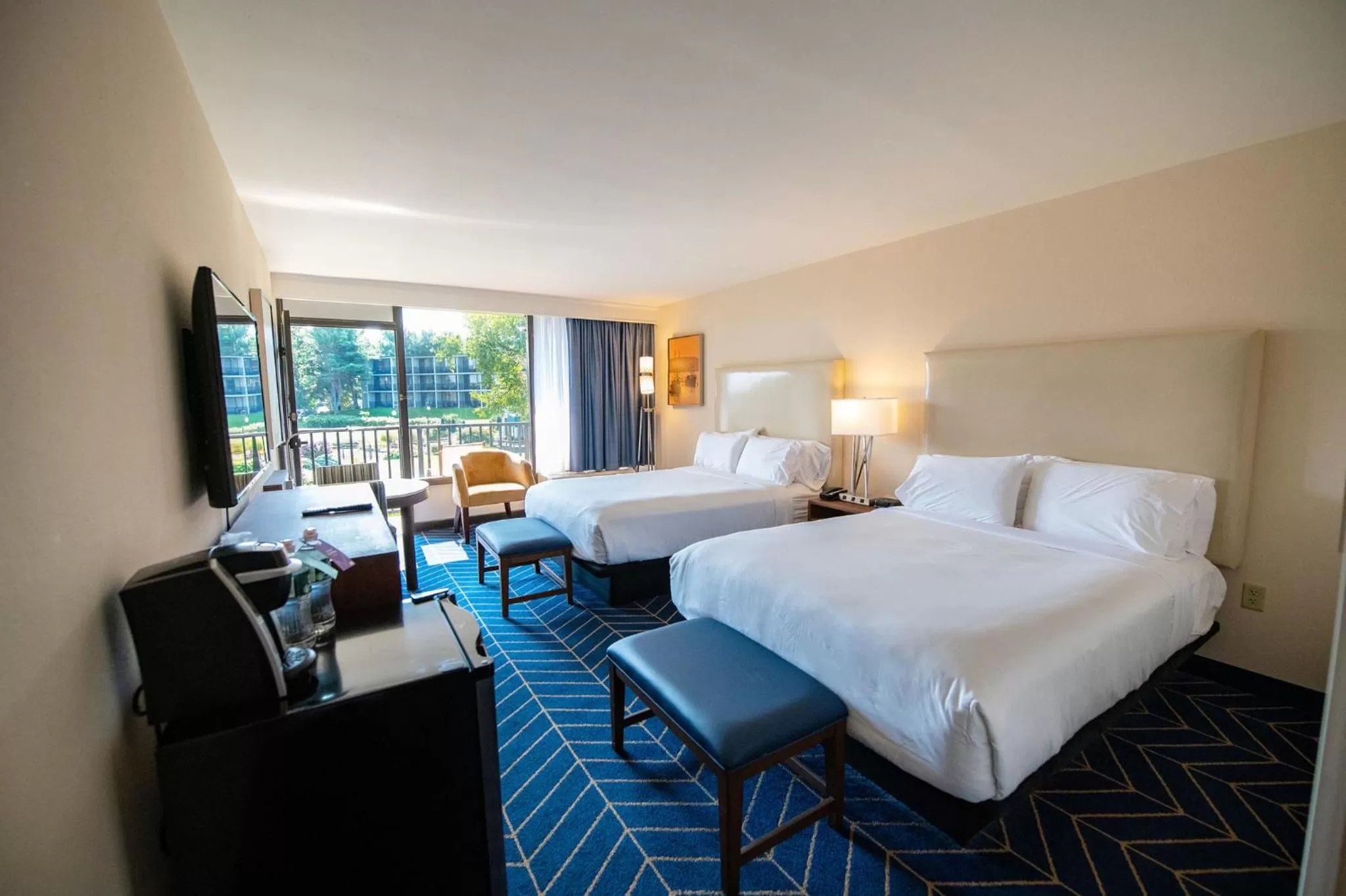 Photo of the whole room, Bed in Holiday Inn Bar Harbor Regency Hotel by IHG