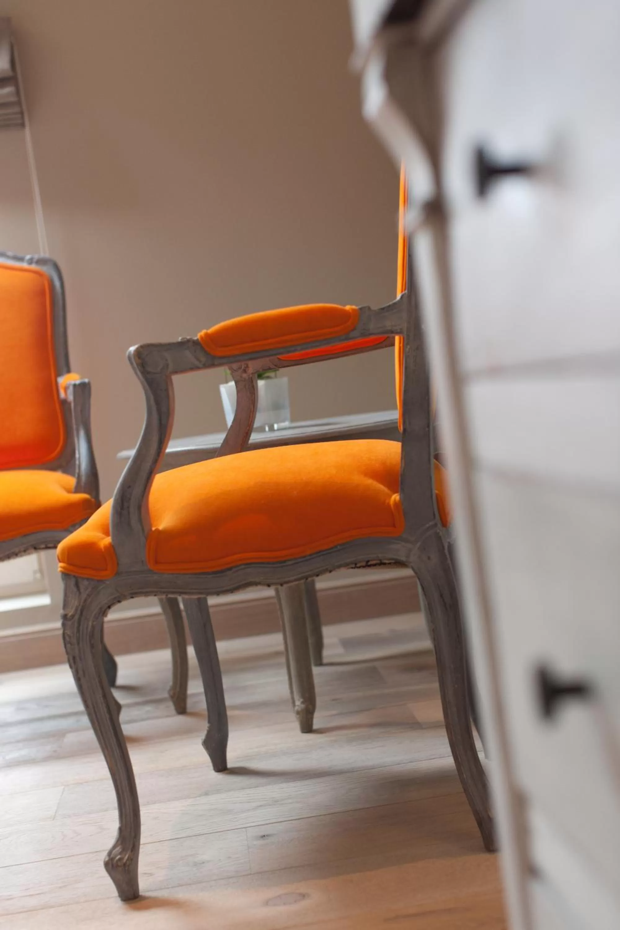 Seating area in B&B Louis1924