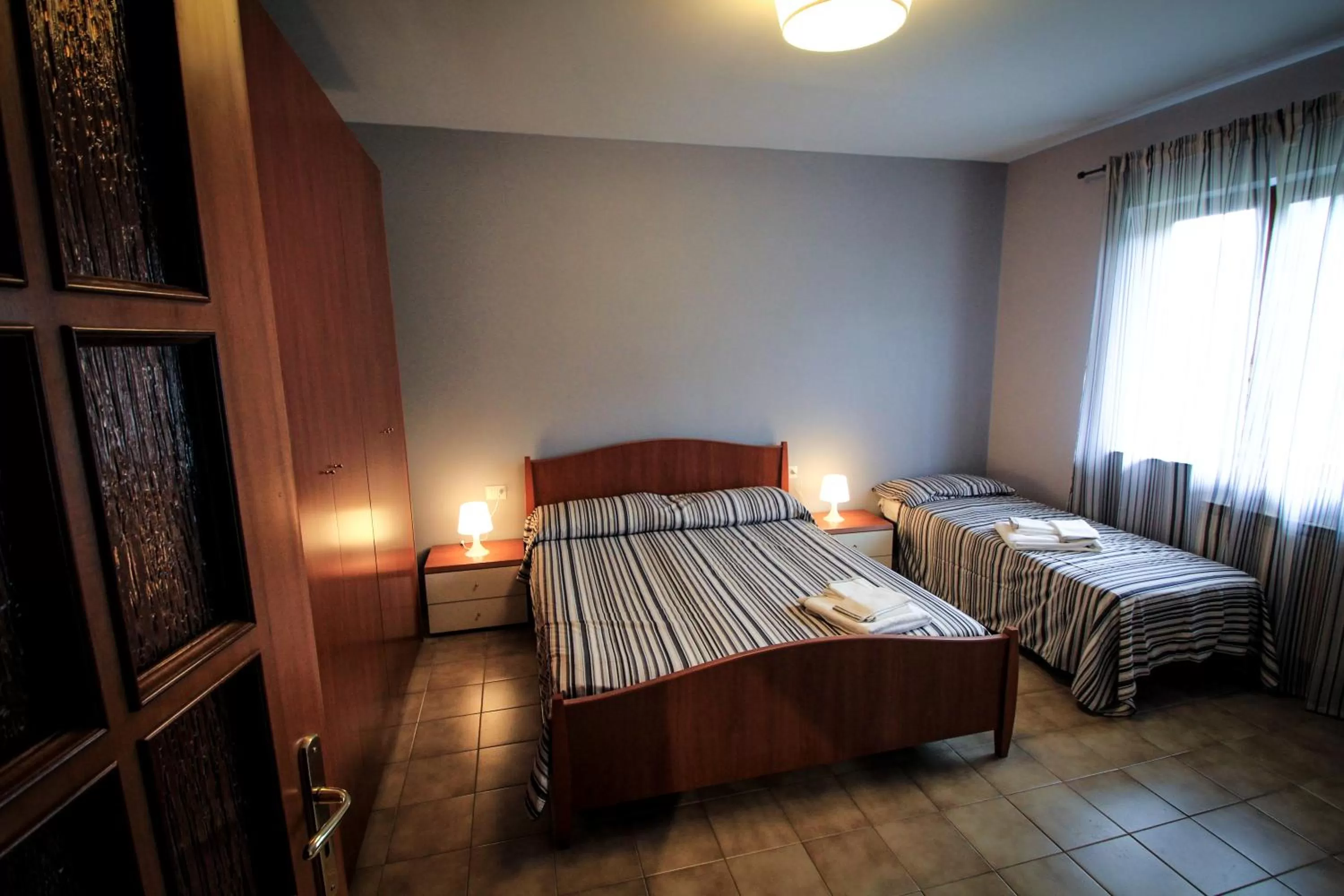 Photo of the whole room, Bed in AceroRosso B&B