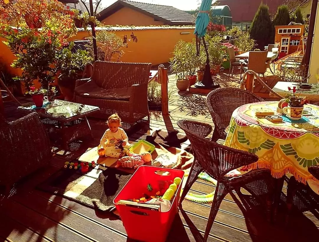 Restaurant/Places to Eat in Hostel Sonce