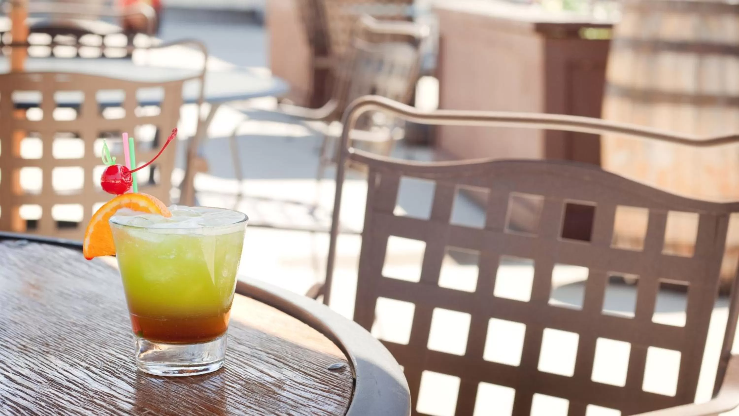 Lounge or bar in Holiday Inn Resort Deadwood Mountain Grand by IHG