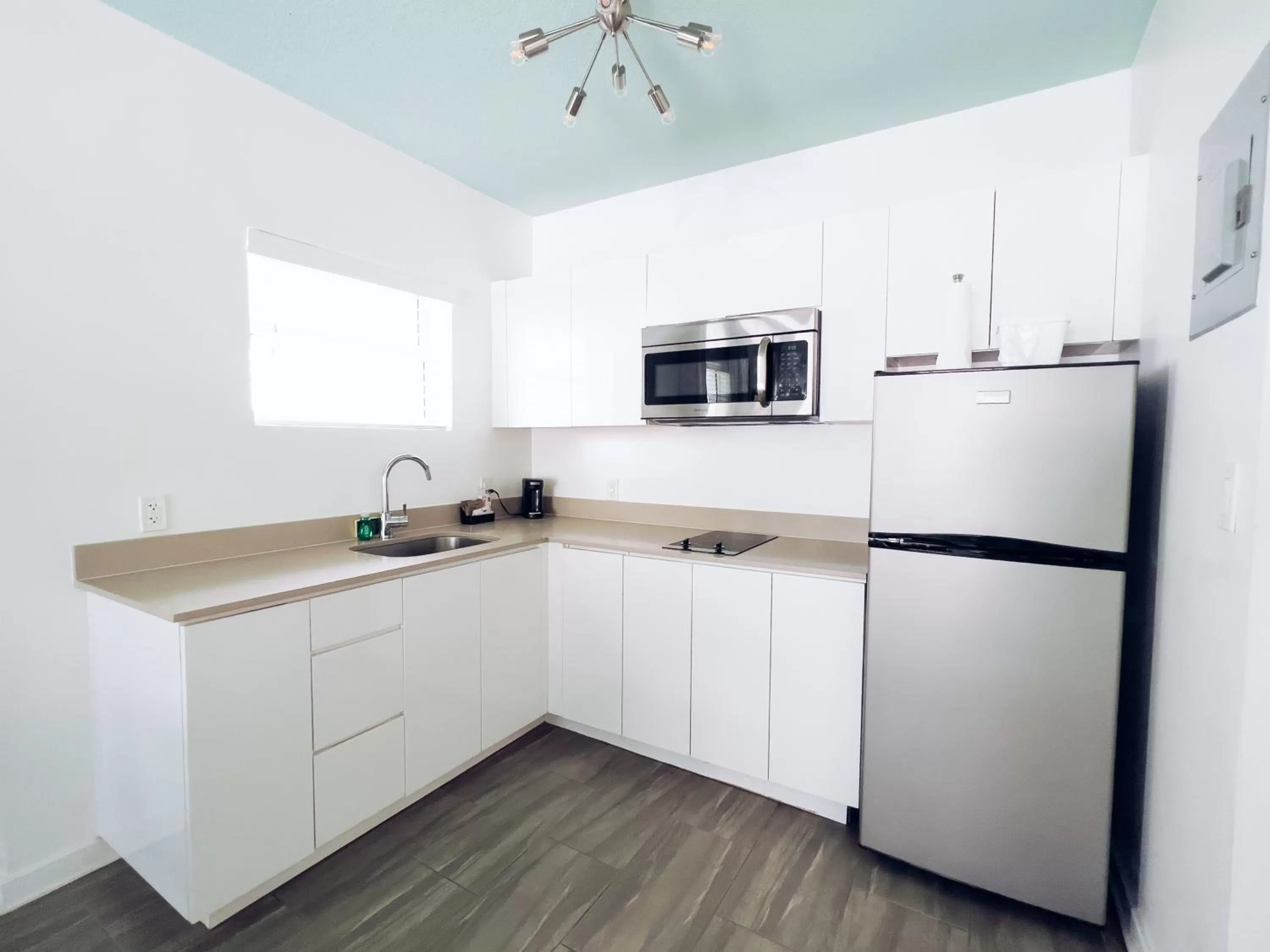 Kitchen or kitchenette in Aqua Hotel