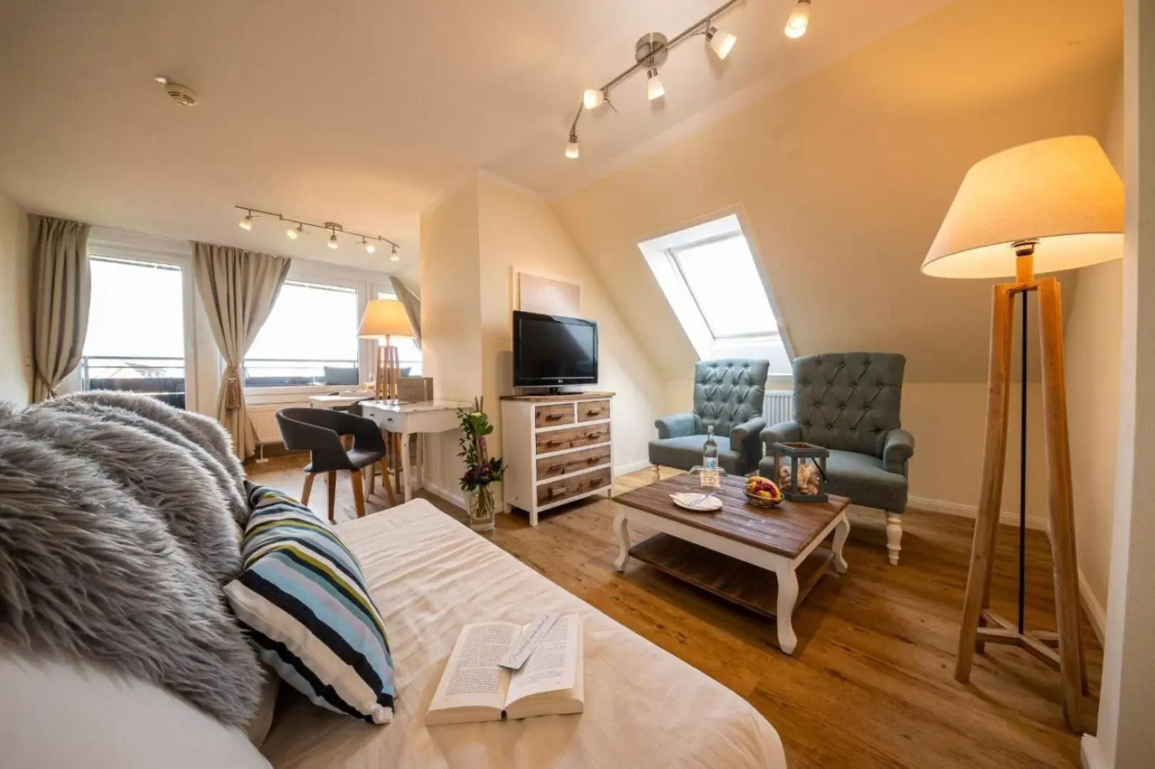 Family Suite with Balcony in Das Frühstückshotel Büsum Family Suite with Balcony in Das Frühstückshotel Büsum