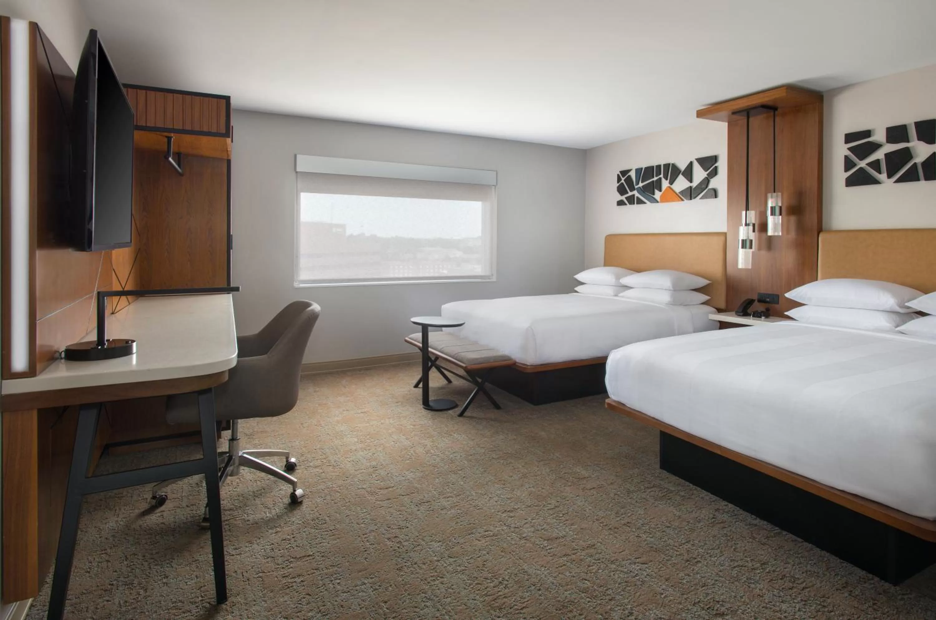 Bedroom, Bed in Marriott Springfield Downtown