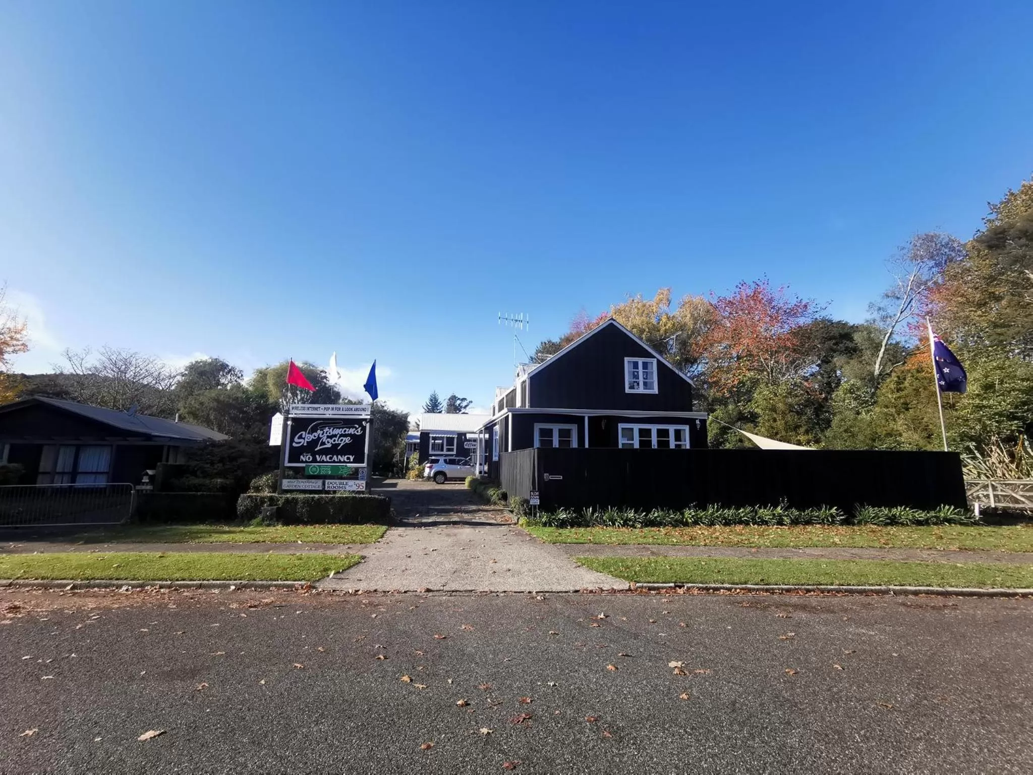 Property Building in Sportsmans Lodge Turangi