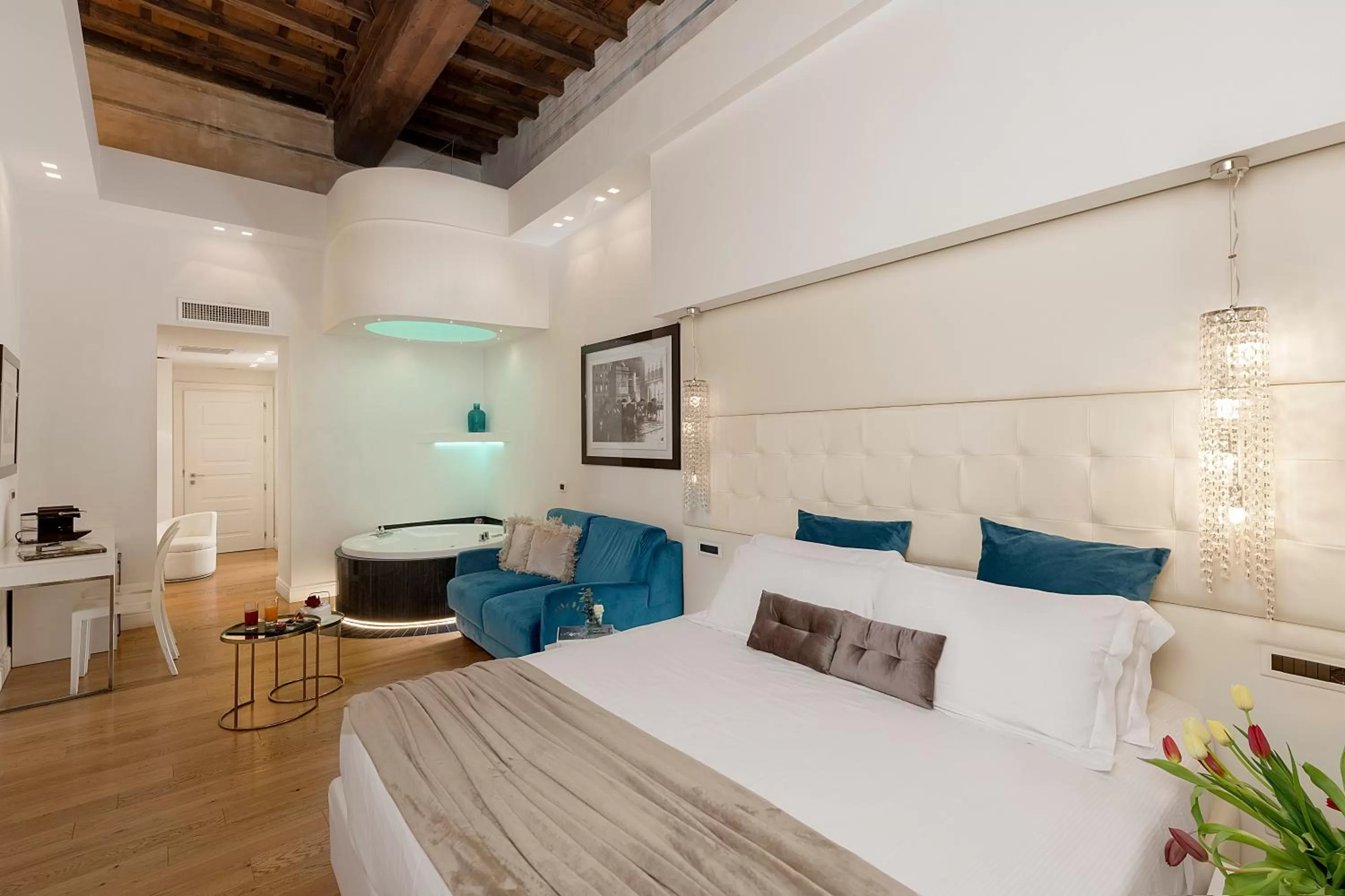 Photo of the whole room, Bed in Argentina Residenza Style Hotel