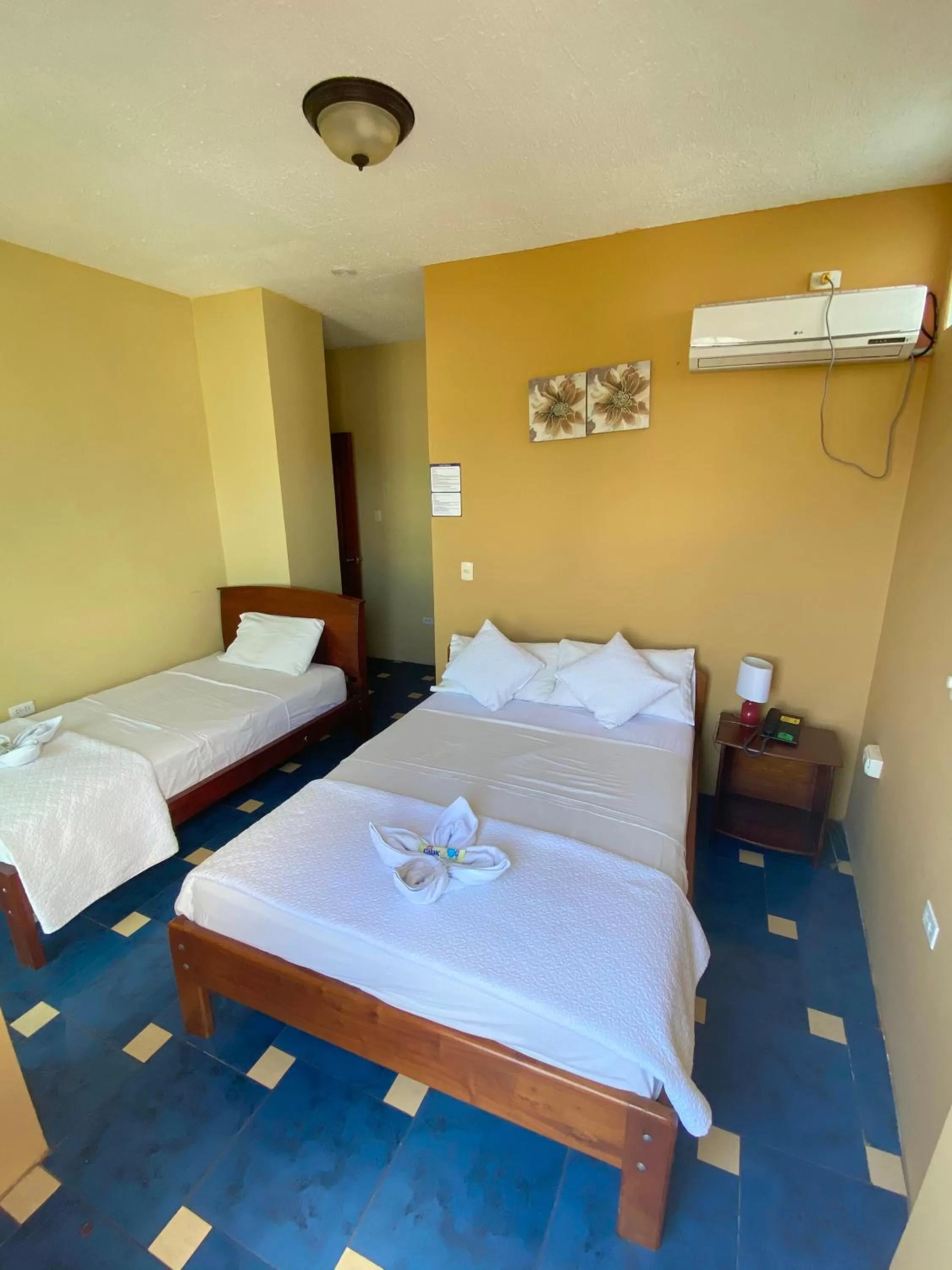 Bed in Hostal Carliza