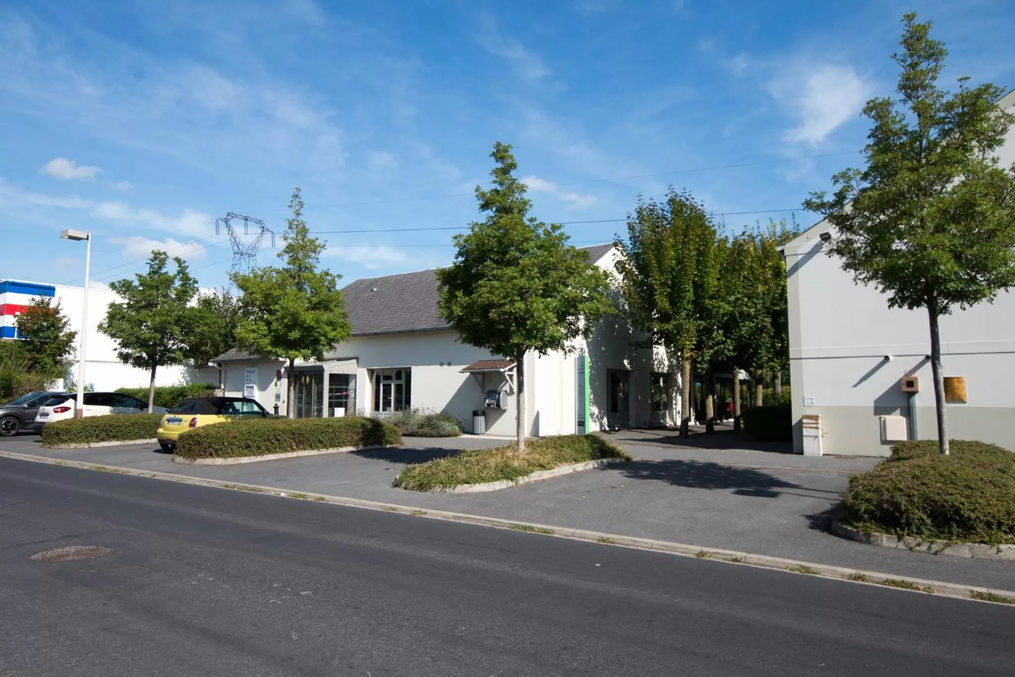 Property building in Campanile Reims Sud Bezannes