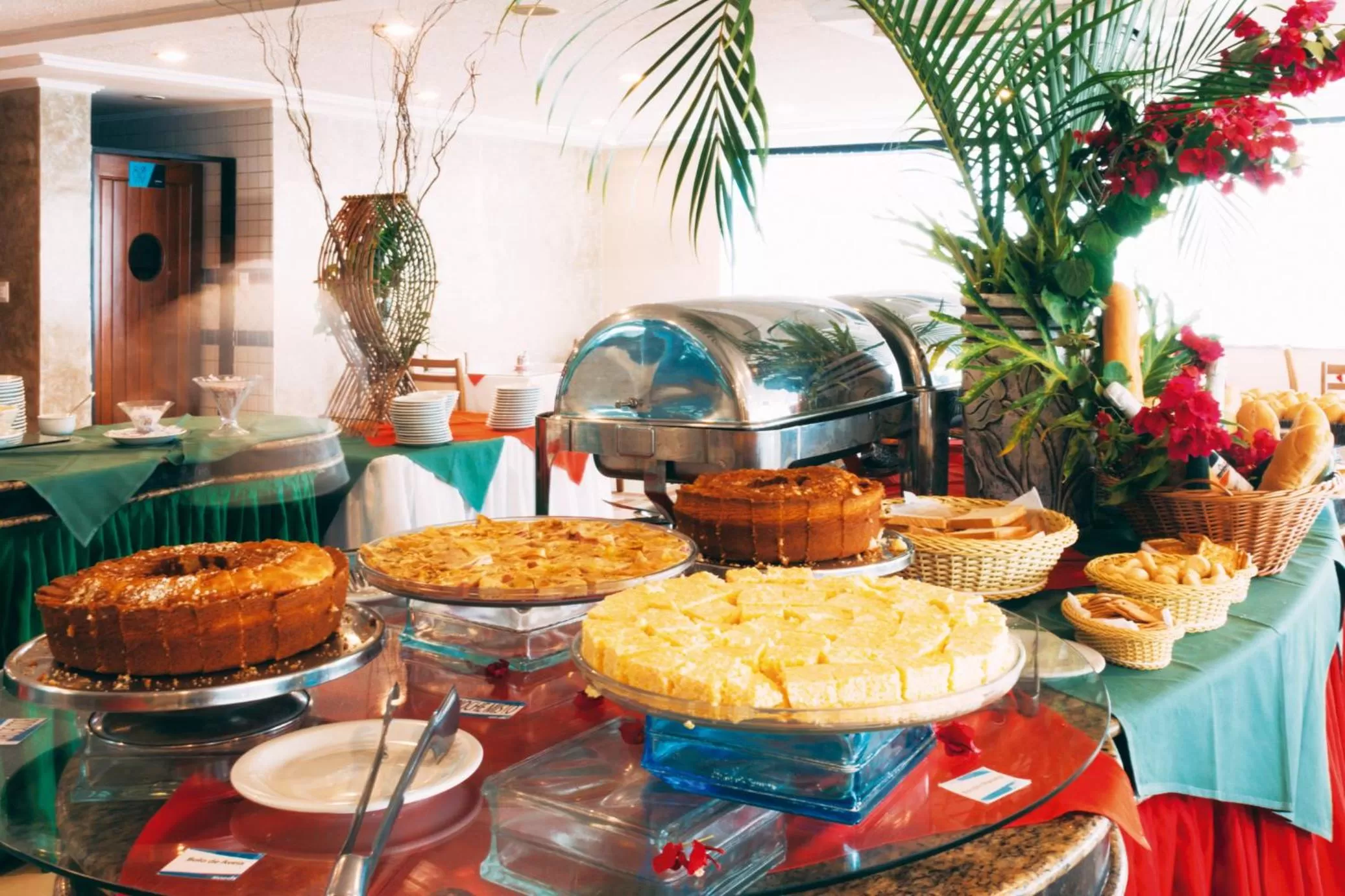 American breakfast in Sueds Plaza