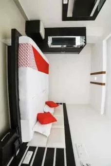 Photo of the whole room, Bunk Bed in HOTEL VEER BHUMI PALACE