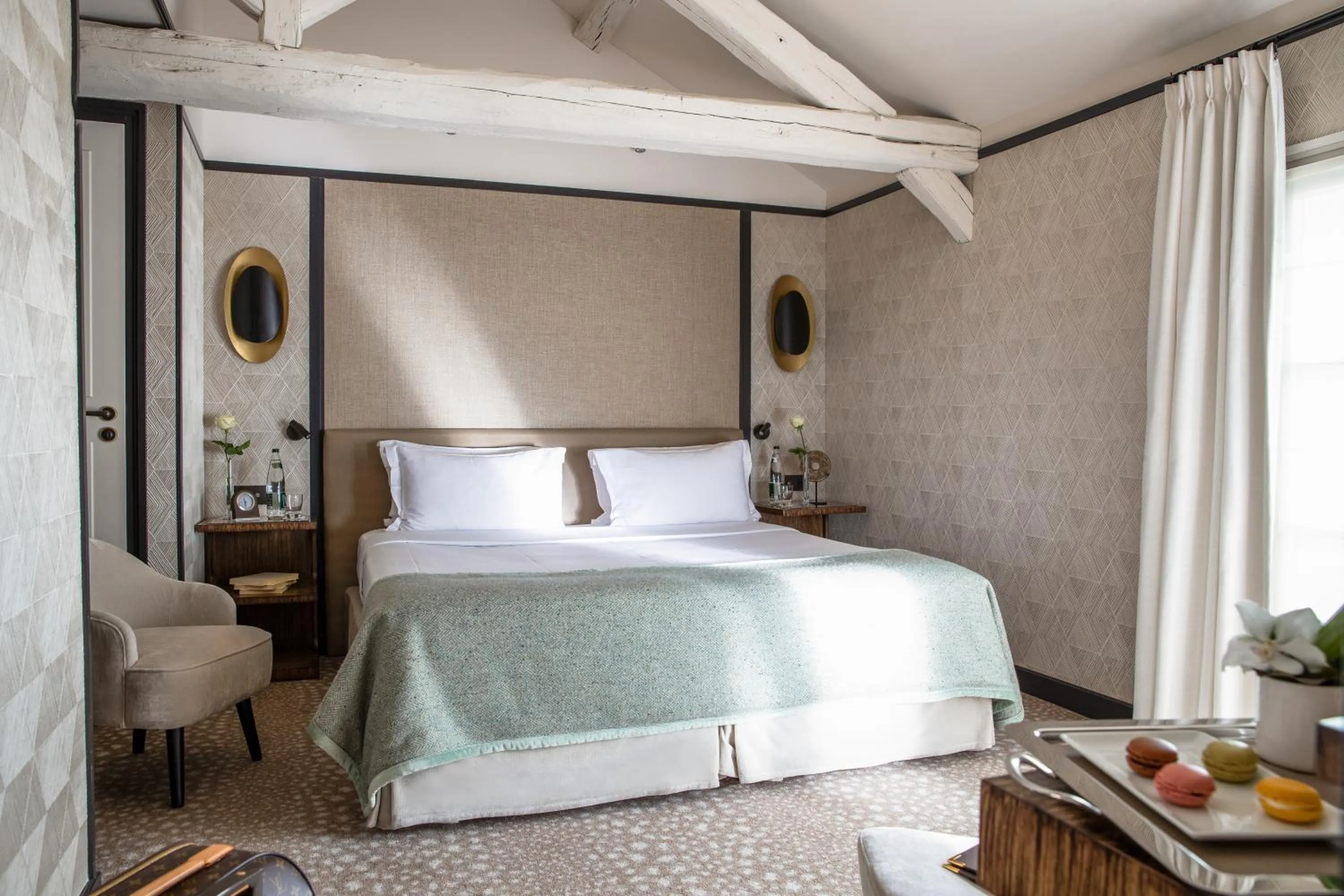 Bedroom, Bed in Esprit Saint Germain