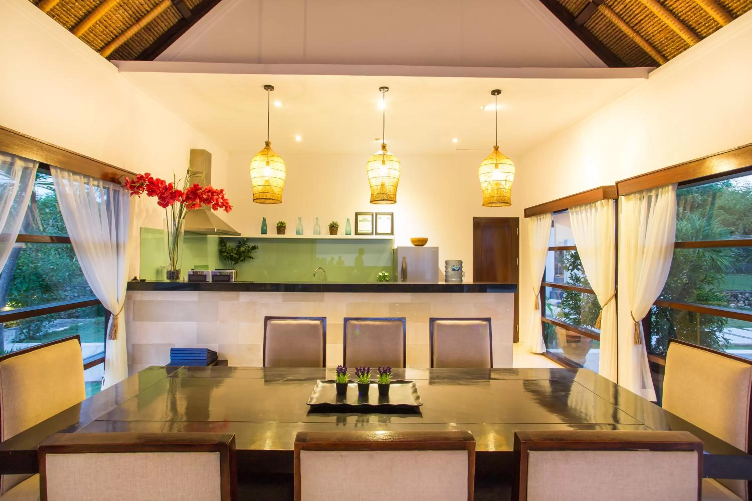 Restaurant/places to eat, Lounge/Bar in The Point Resort Lembongan