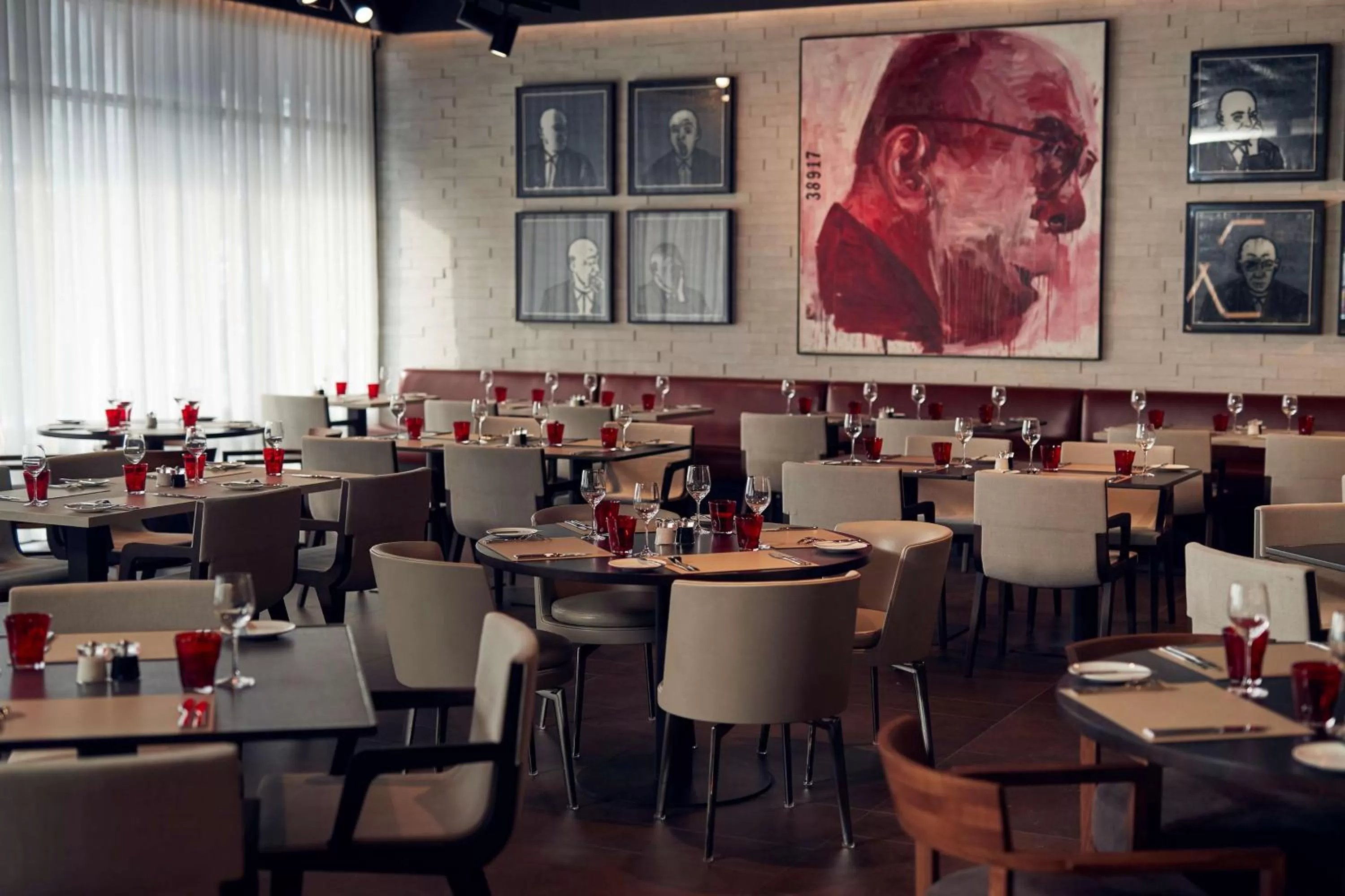 Restaurant/places to eat in Hilton Belgrade