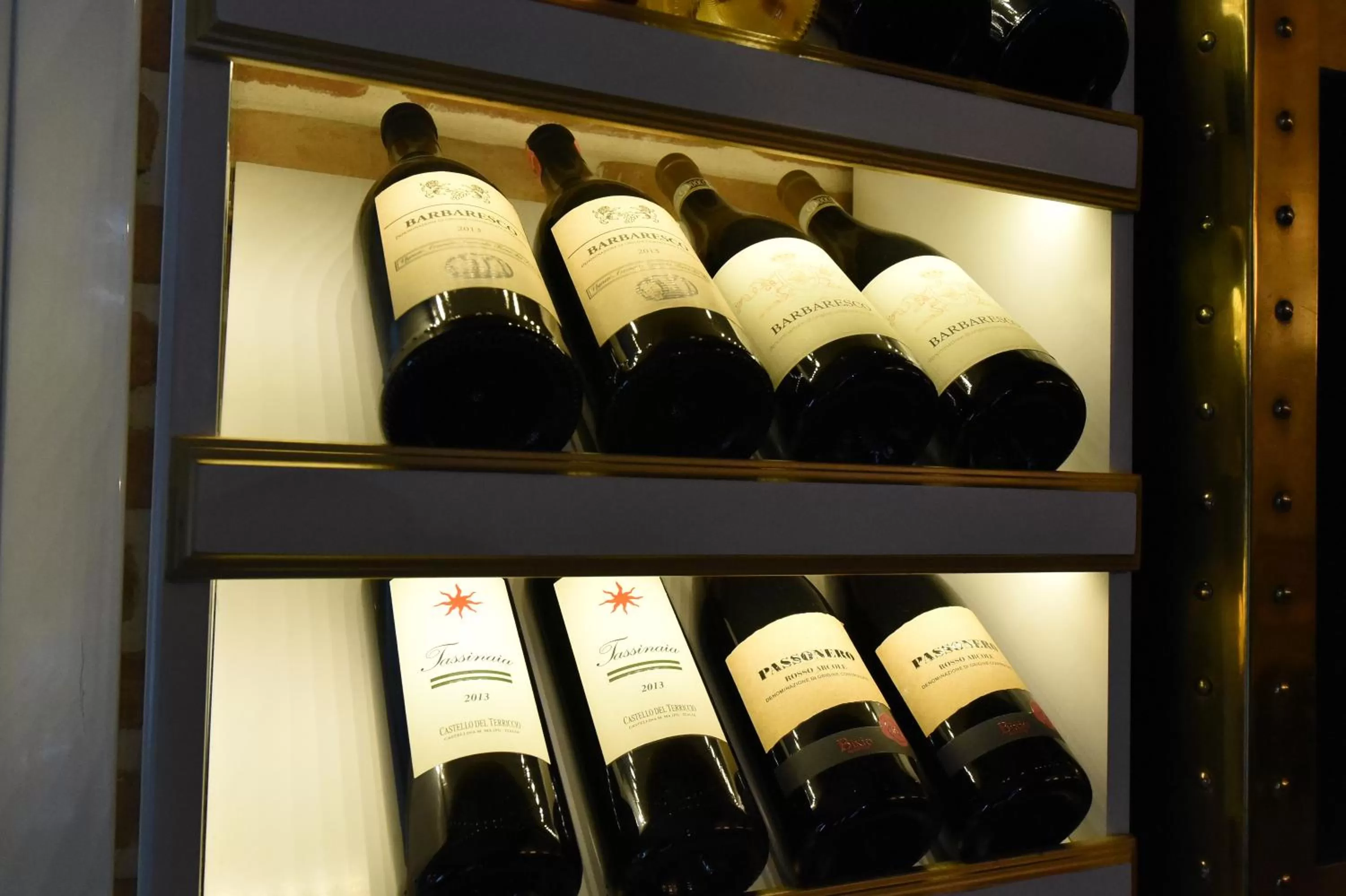 Drinks in Hotel Hymeti's Palace