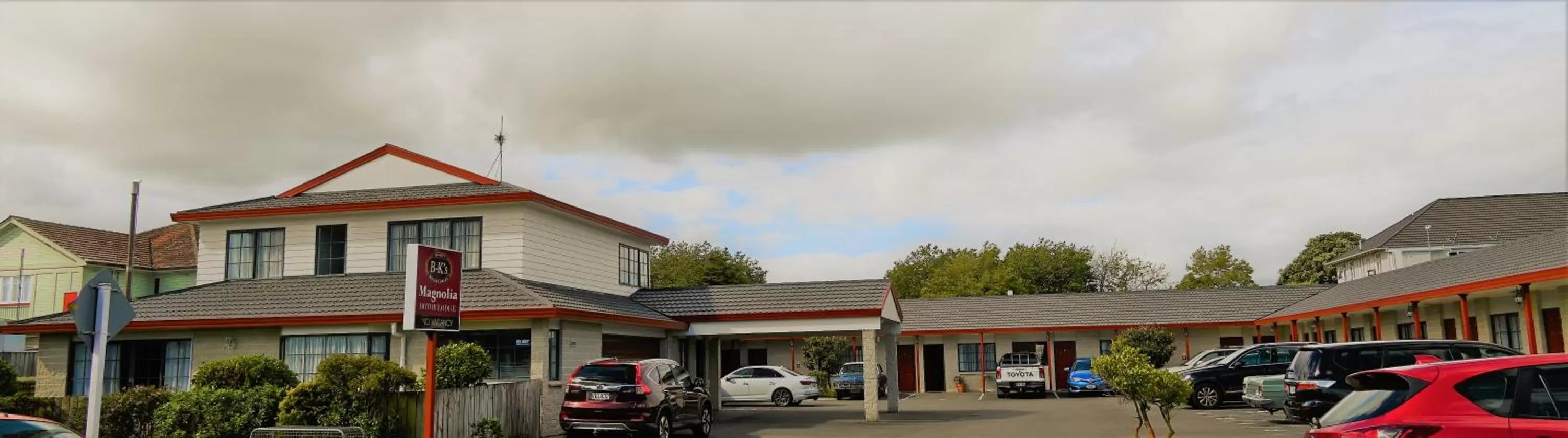 BK's Magnolia Motor Lodge