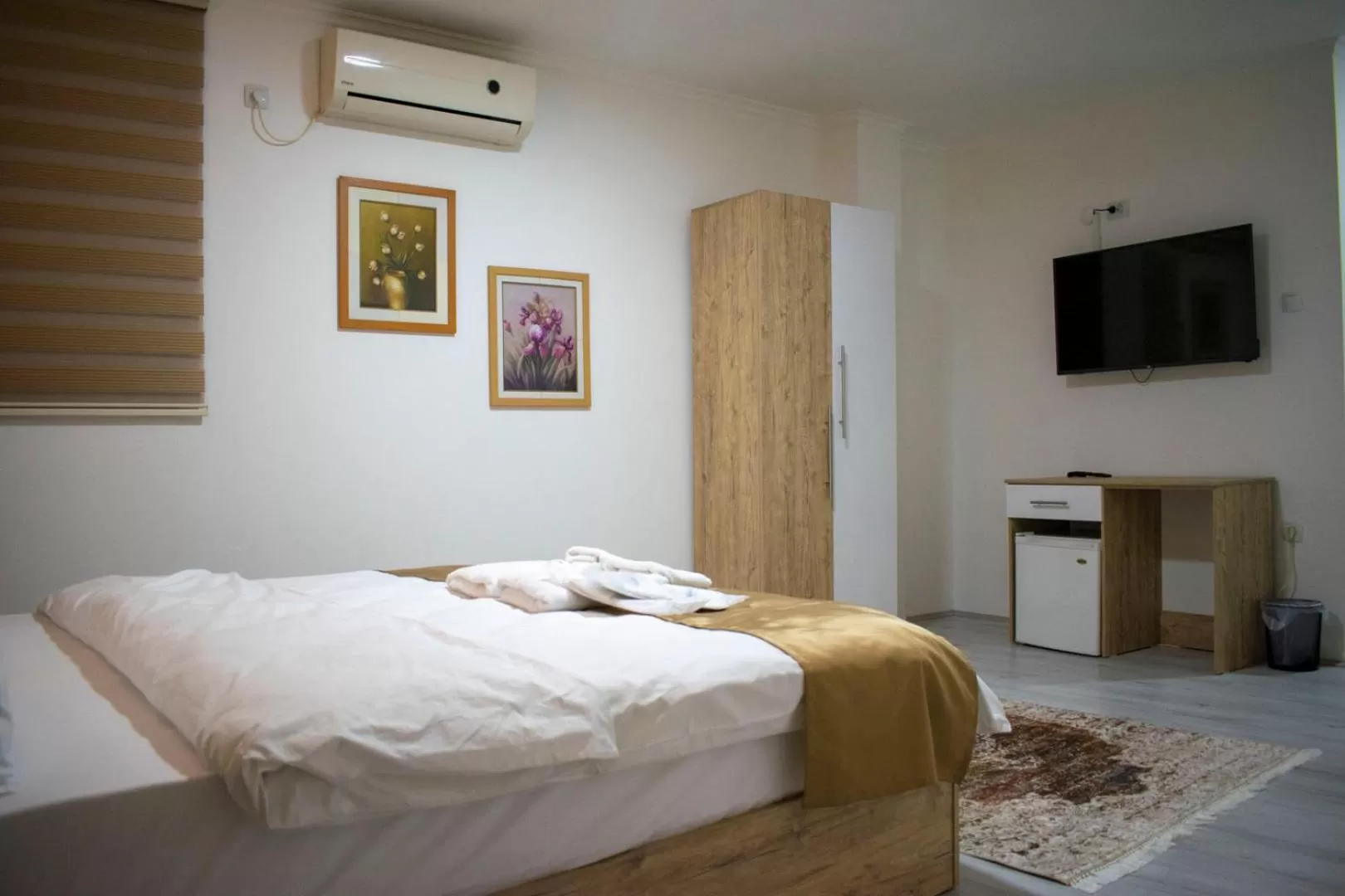 Bed in Hotel Old Alisa