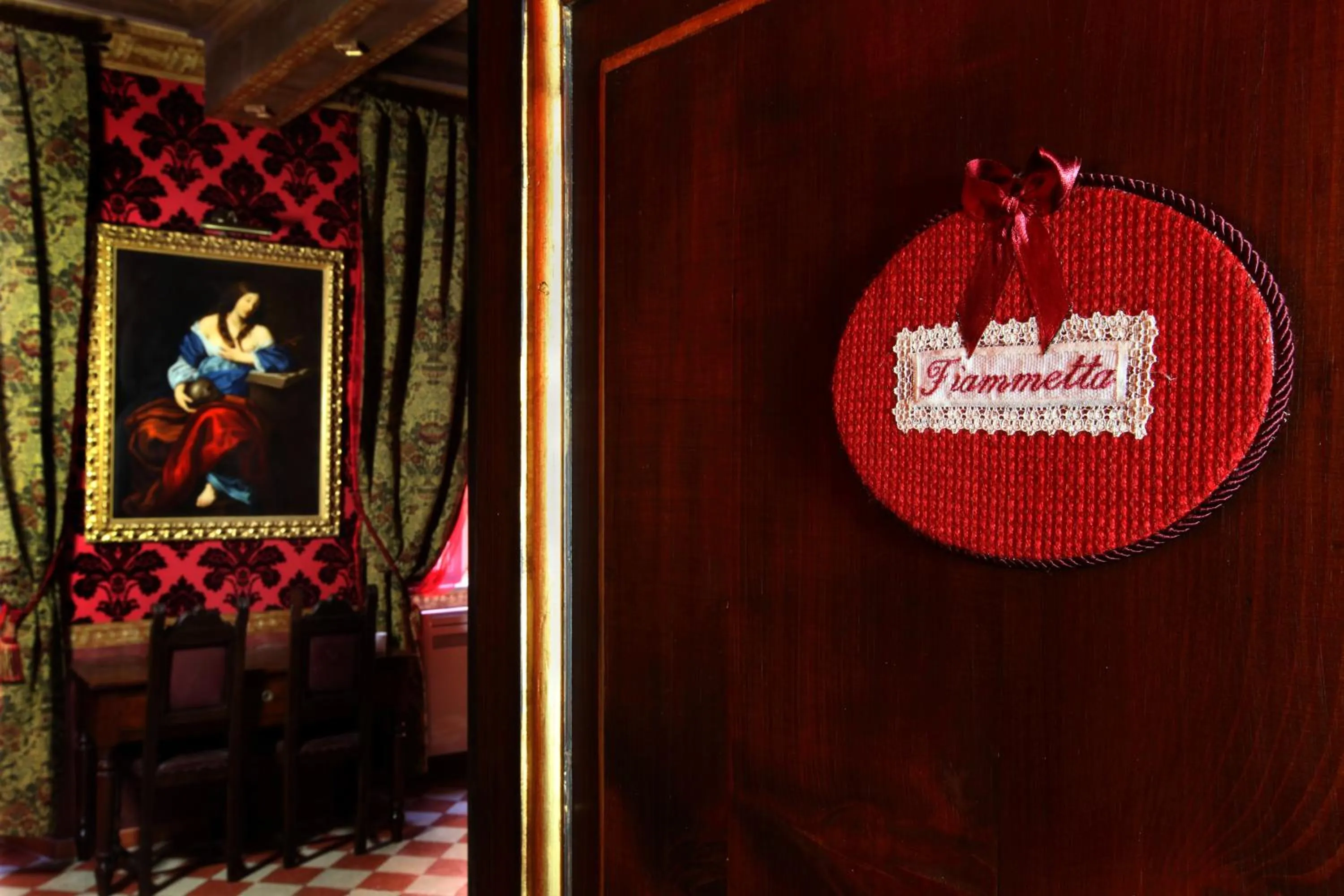 Decorative detail in Antica Dimora De Michaelis