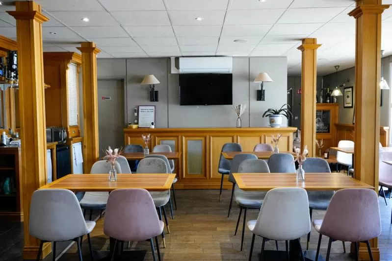 Breakfast in Brit Hotel Essentiel REIMS Taissy