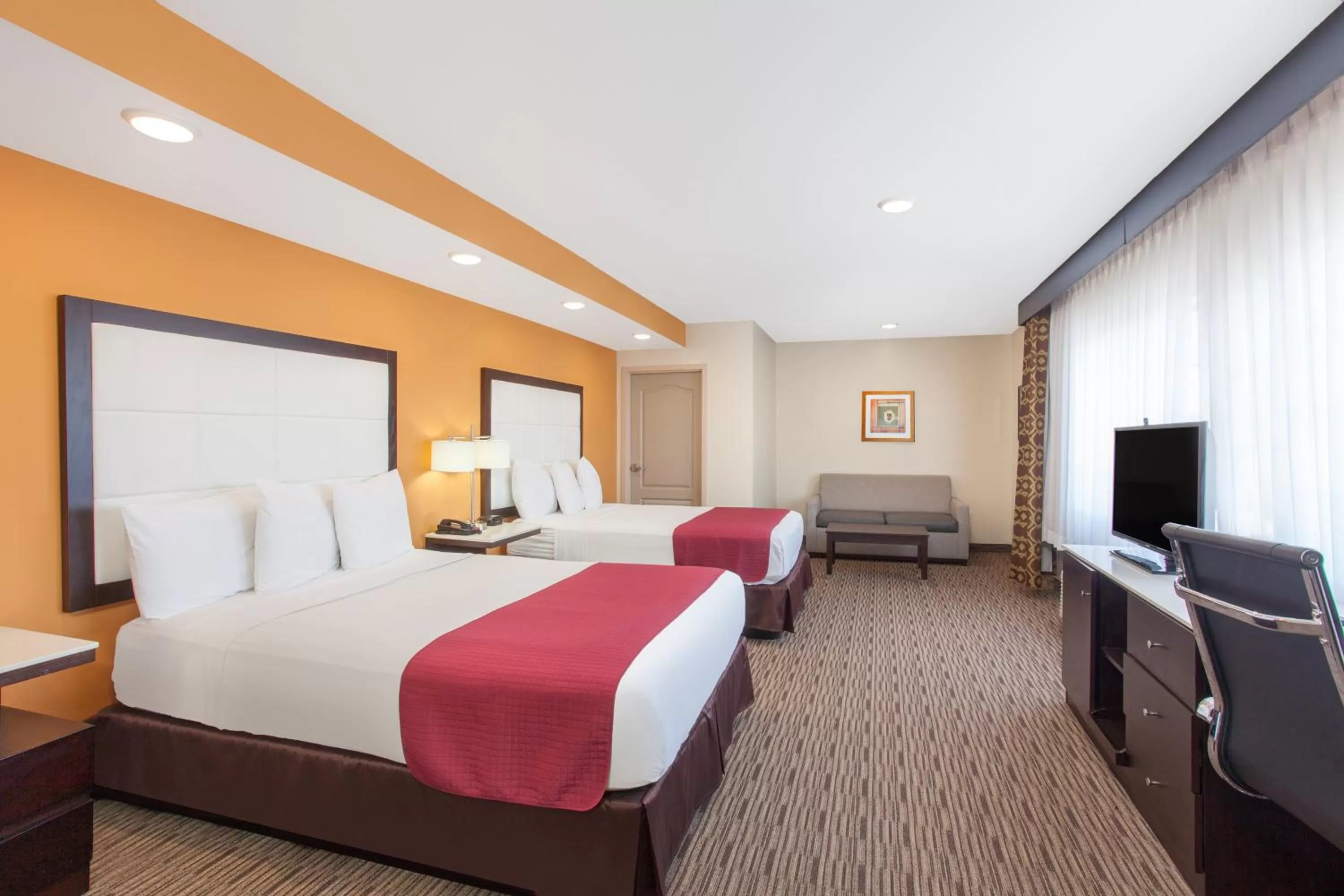 Photo of the whole room, Bed in Ramada by Wyndham Culver City