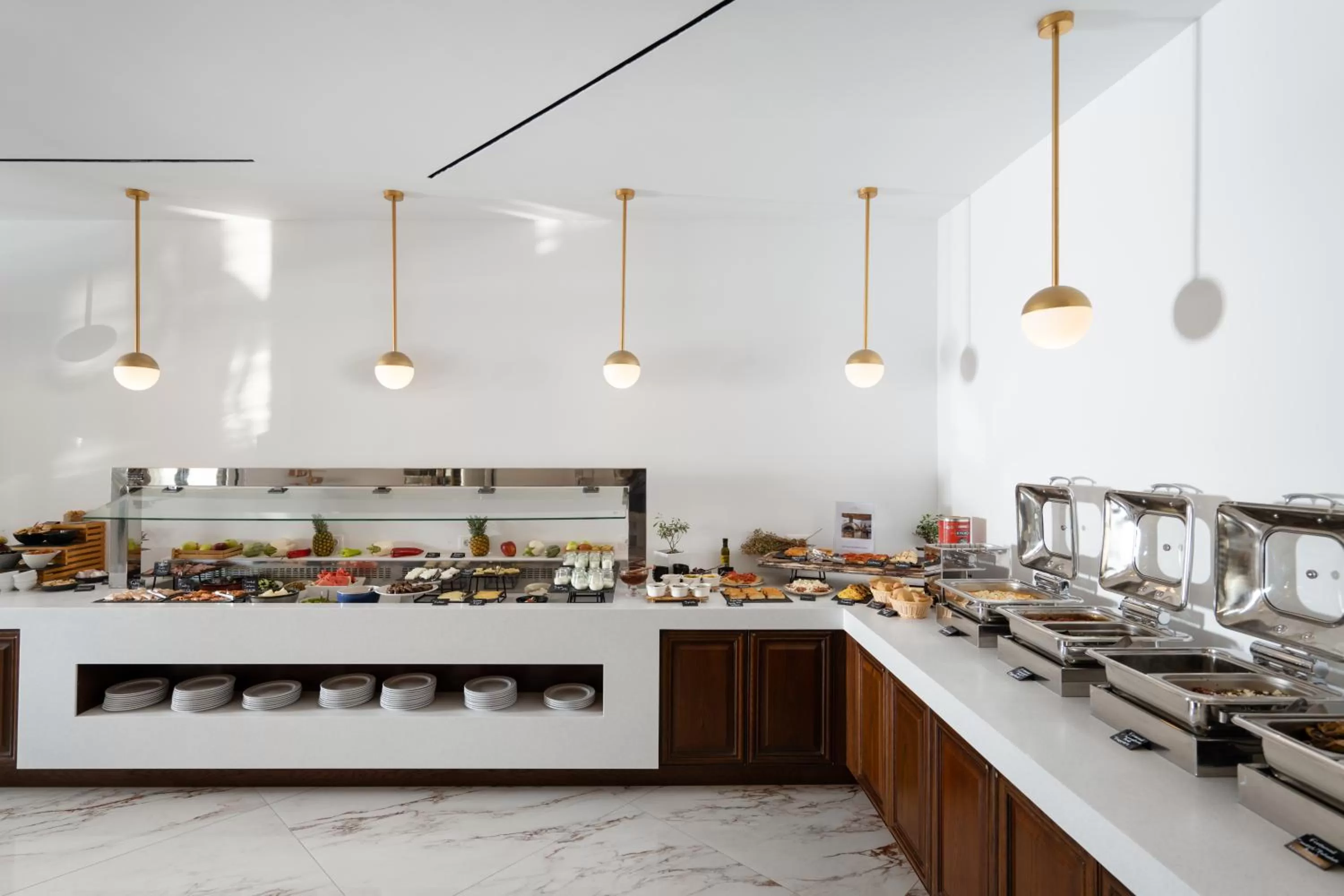 Restaurant/places to eat in De Sol Hotel & Spa