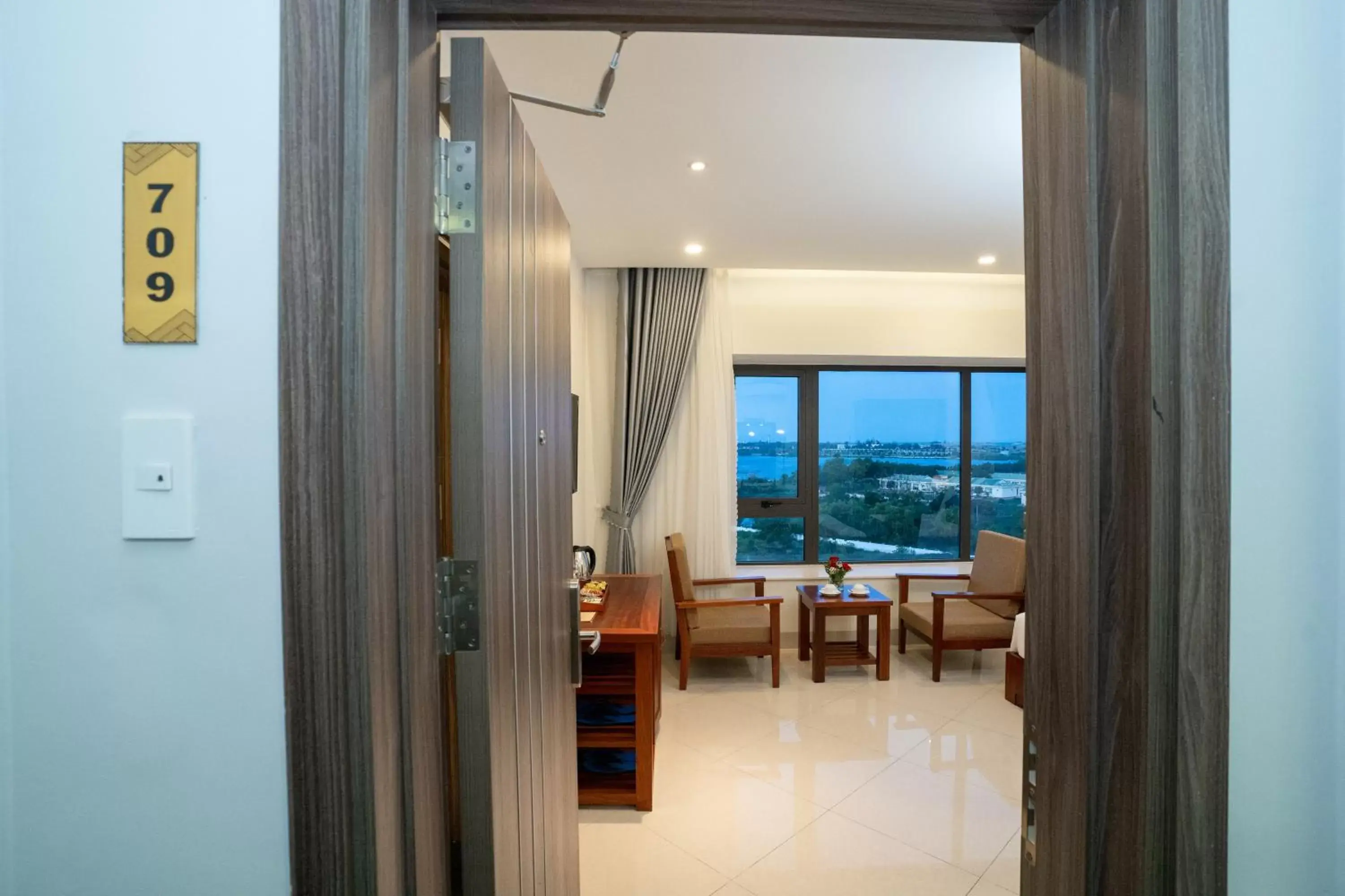Deluxe Double Room with Sea View in Navy Hotel Cam Ranh Deluxe Double Room with Sea View in Navy Hotel Cam Ranh