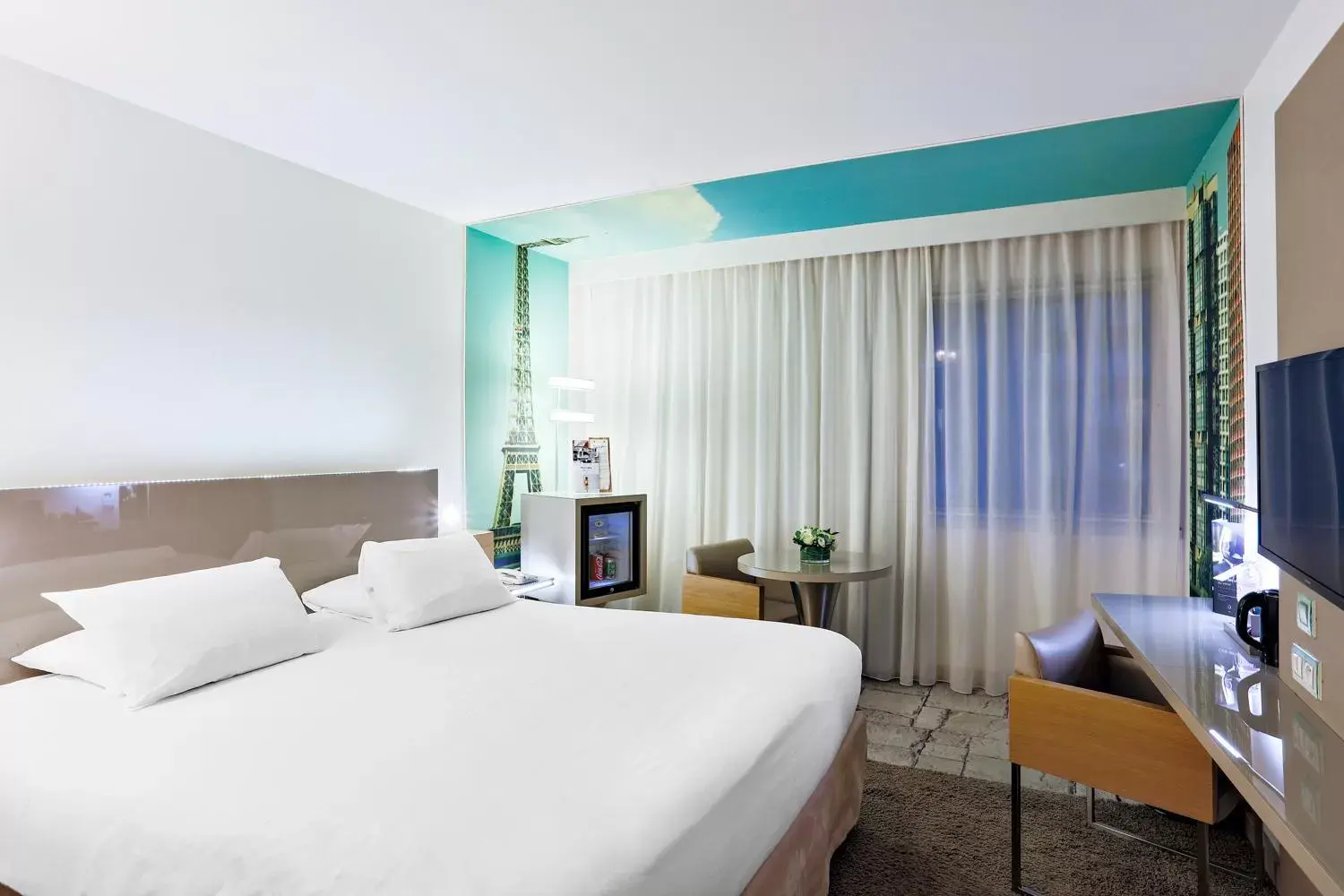 Classic Double Room in Mercure Paris Vaugirard Porte De Versailles Classic Double Room in Mercure Paris Vaugirard Porte De Versailles