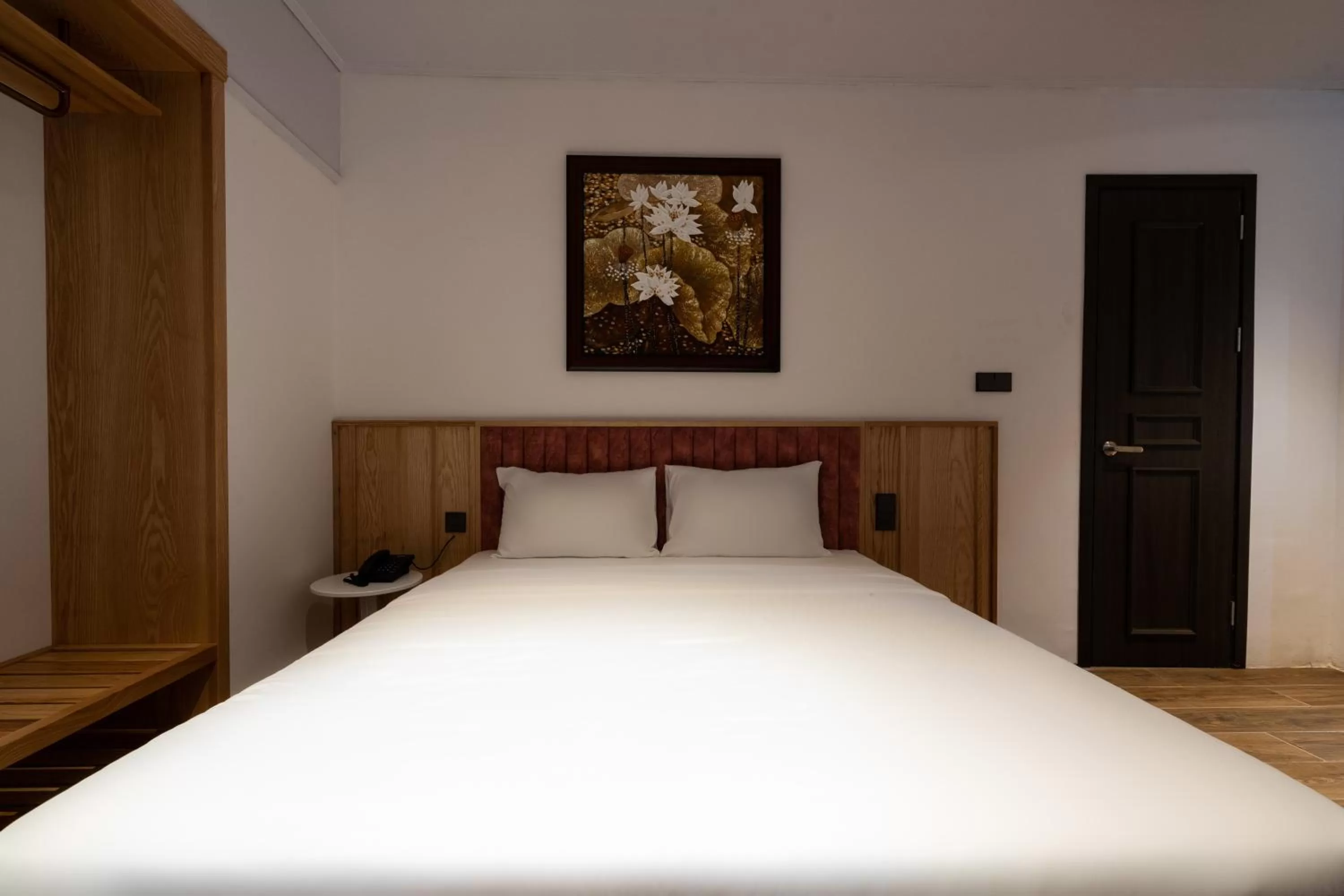 Bed in Haven Hut Hotel