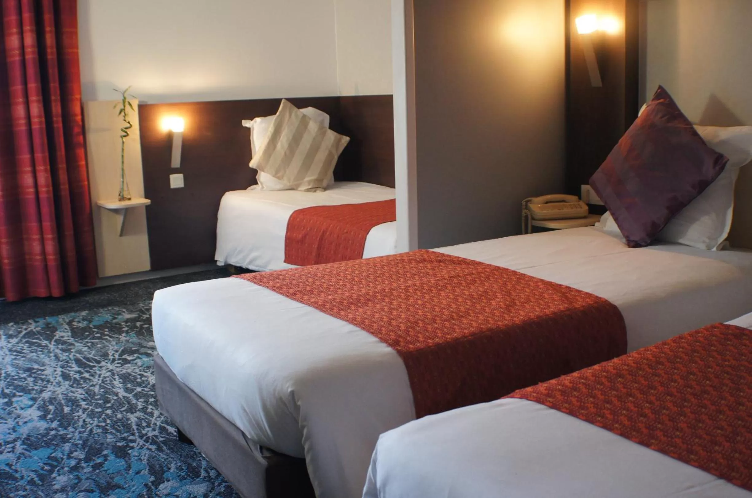 Bed in The Originals City, Hôtel La Siesta, Annonay Est