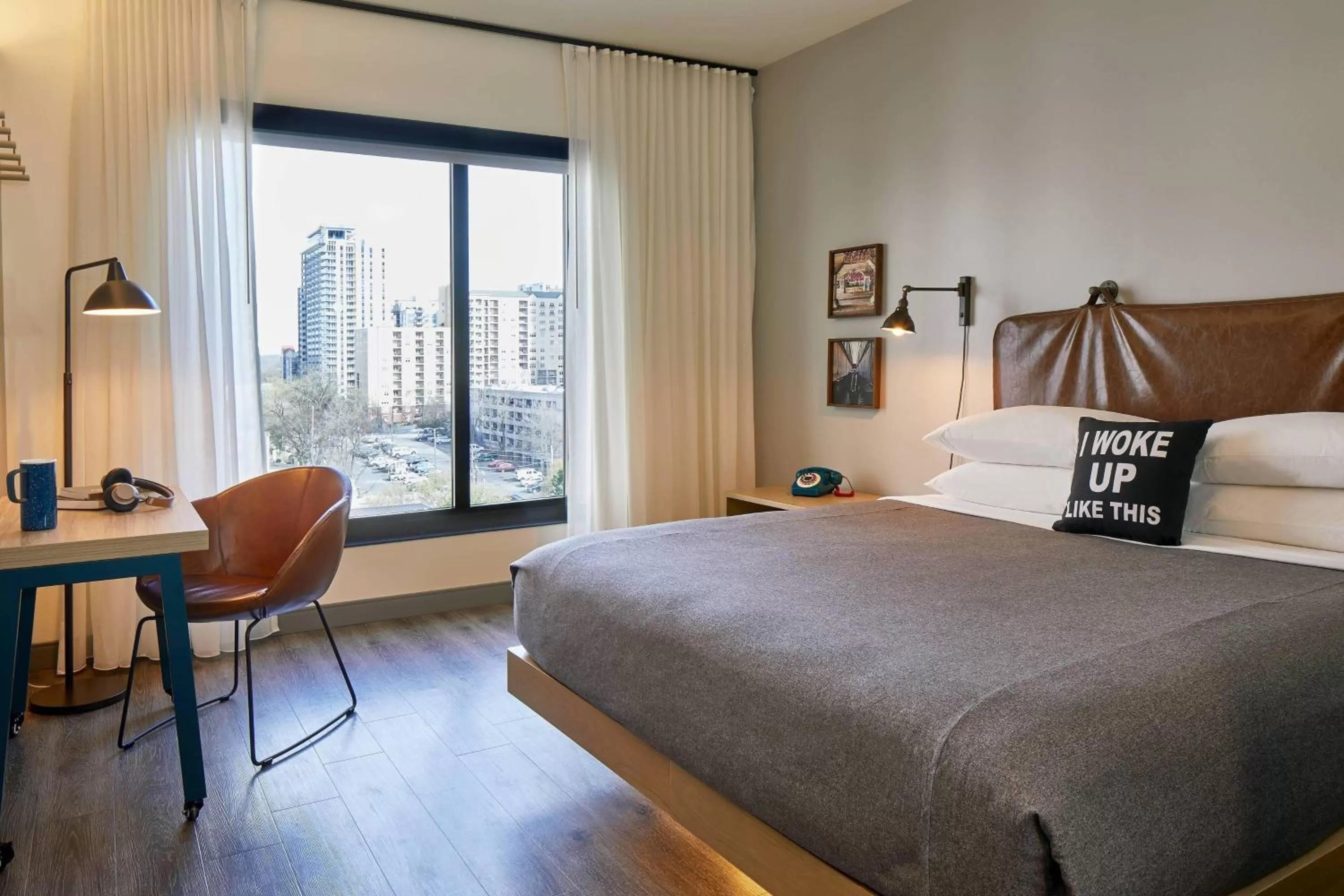 Photo of the whole room, Bed in Moxy Atlanta Midtown