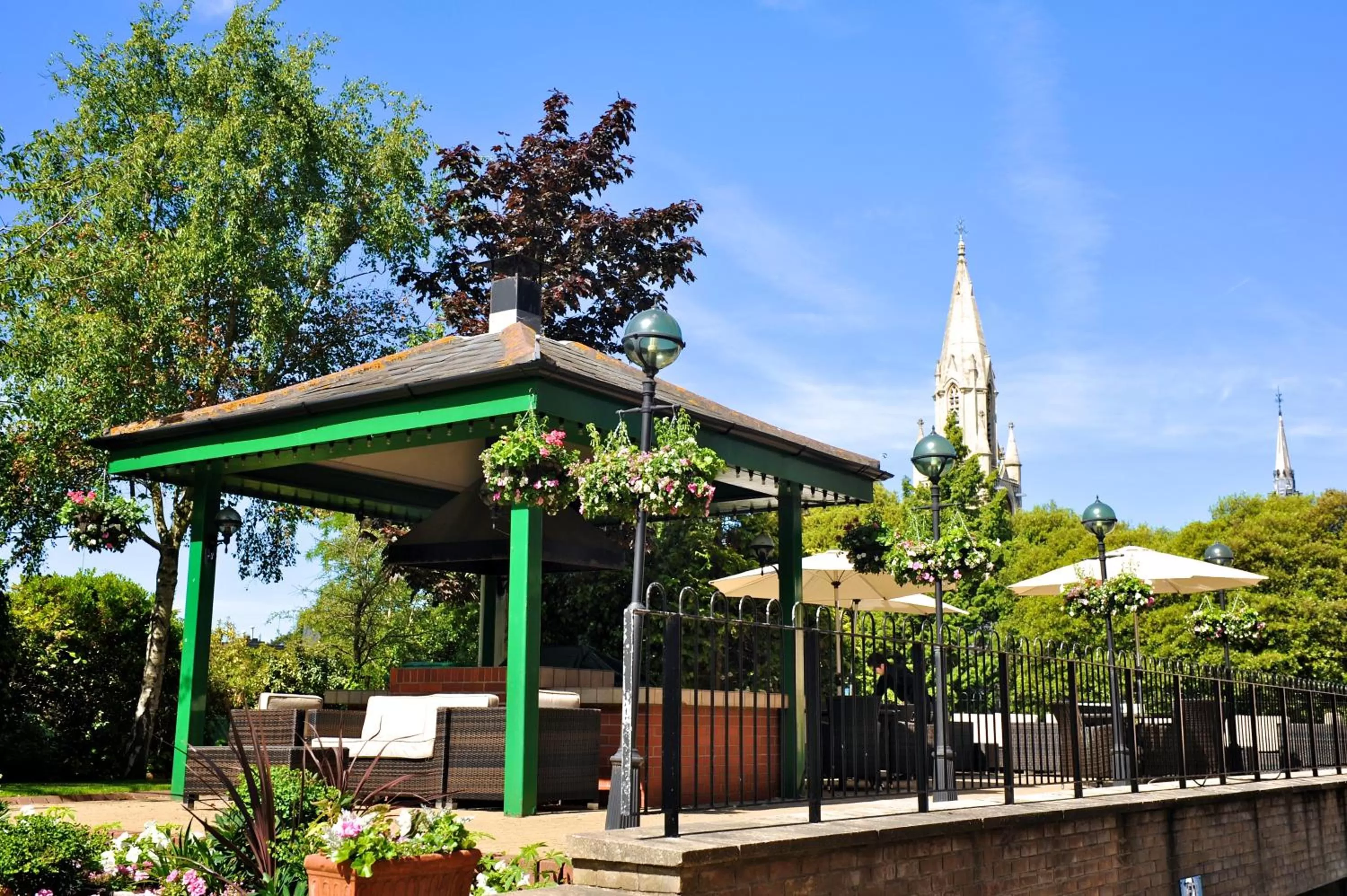 Garden in Norfolk Royale Hotel