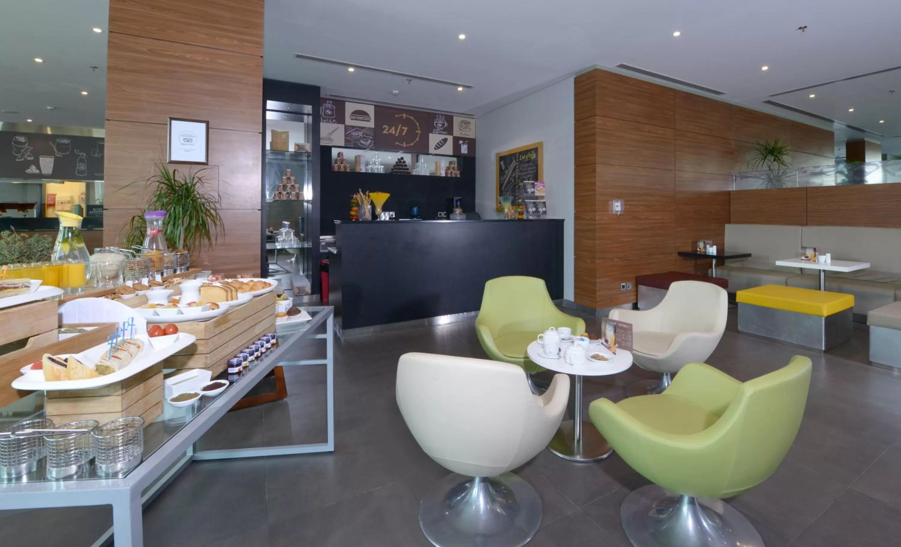 Restaurant/places to eat in ibis Seef Manama