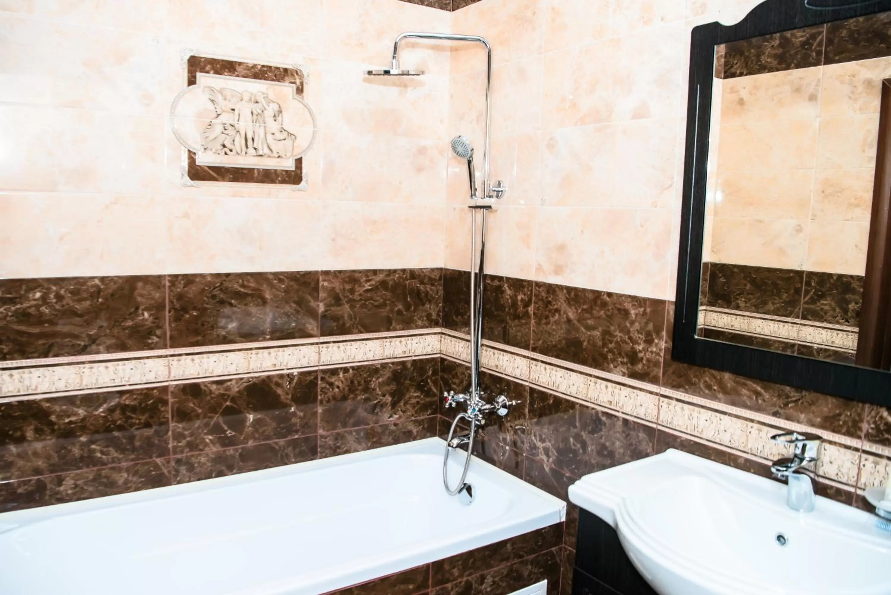 Bathroom in Lion Hotel