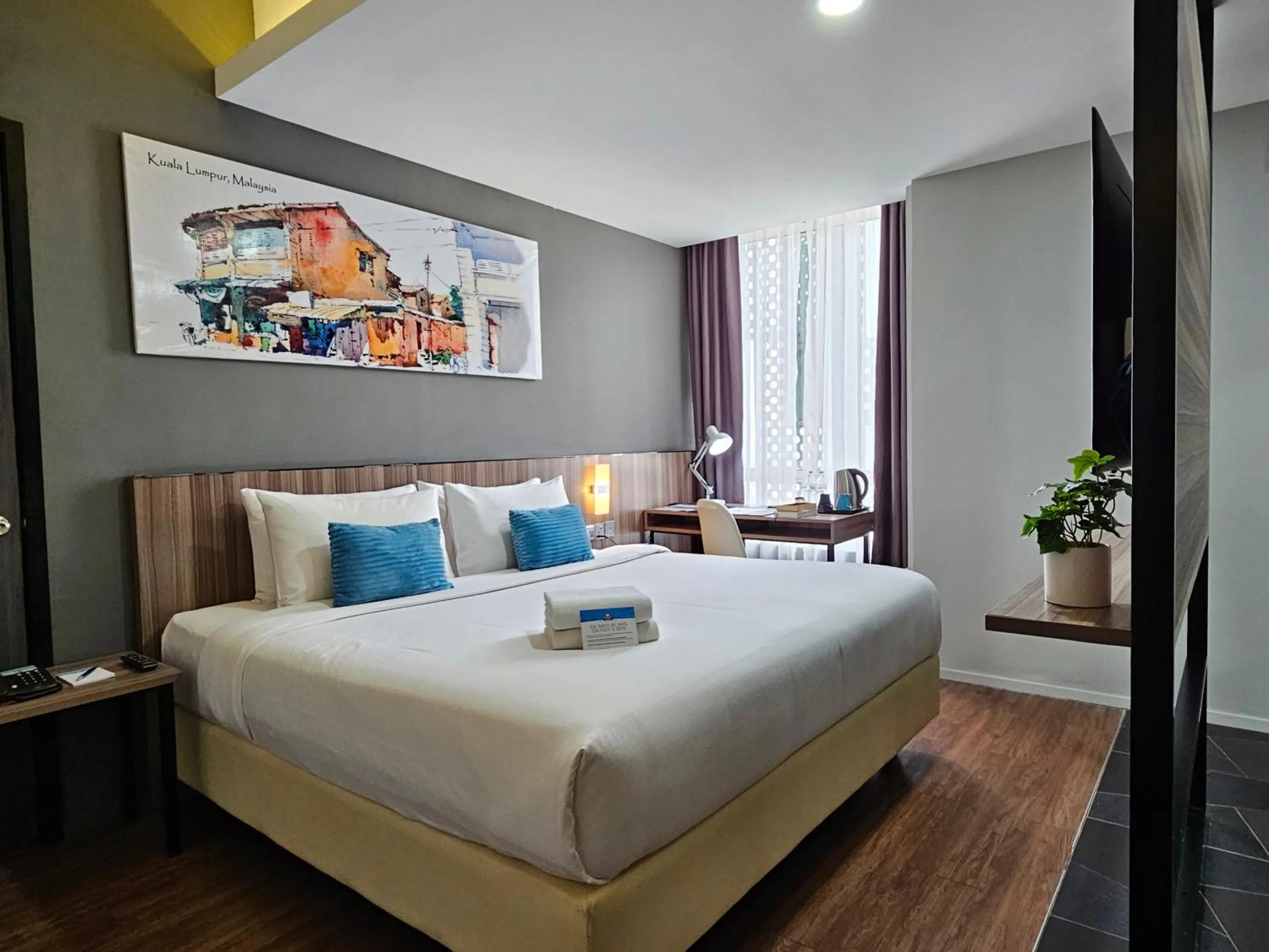 Bedroom, Bed in Days Hotel & Suites by Wyndham KL - Chan Sow Lin MRT or LRT