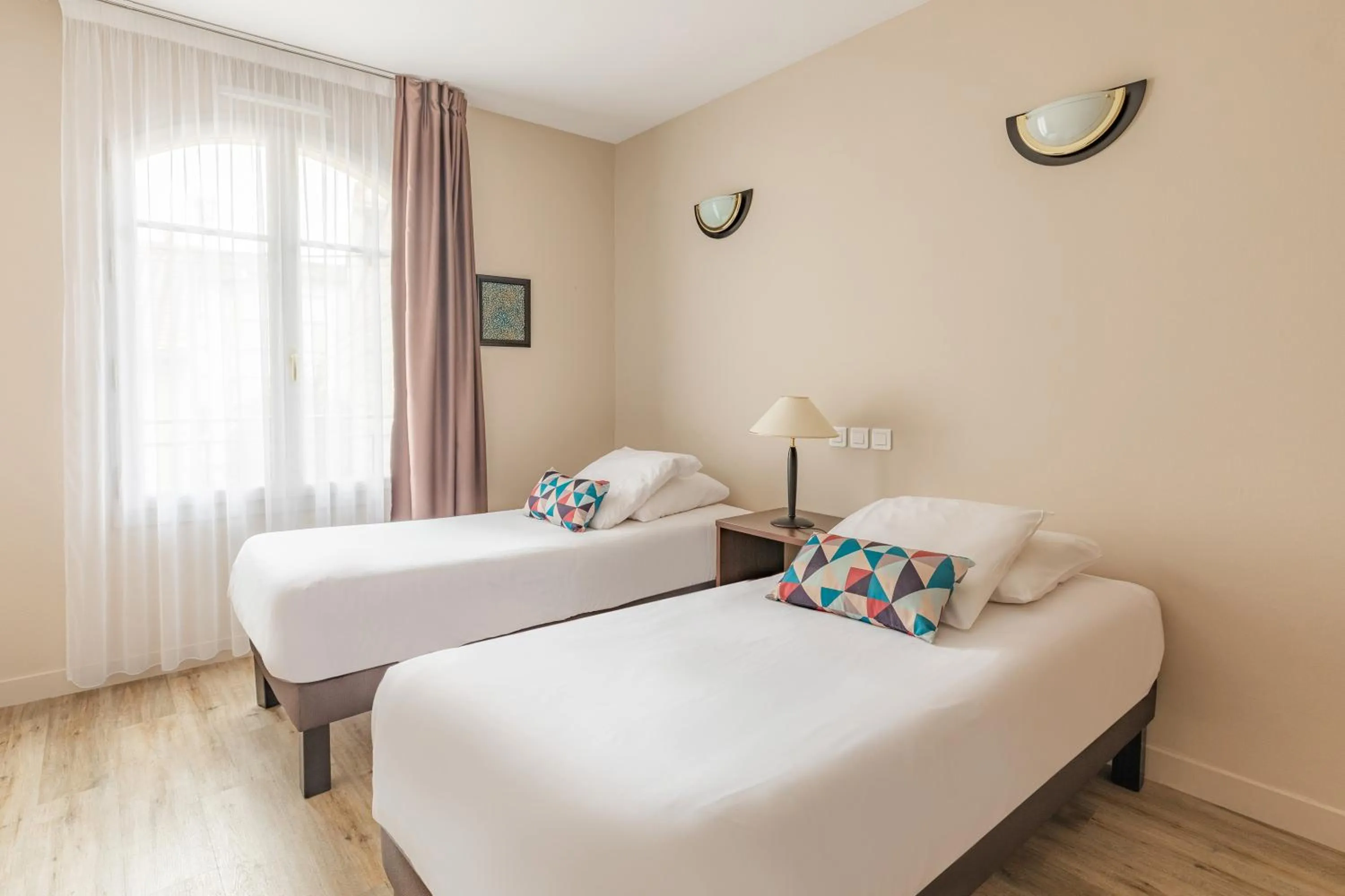 Bed in Appart'City Confort Agen Centre