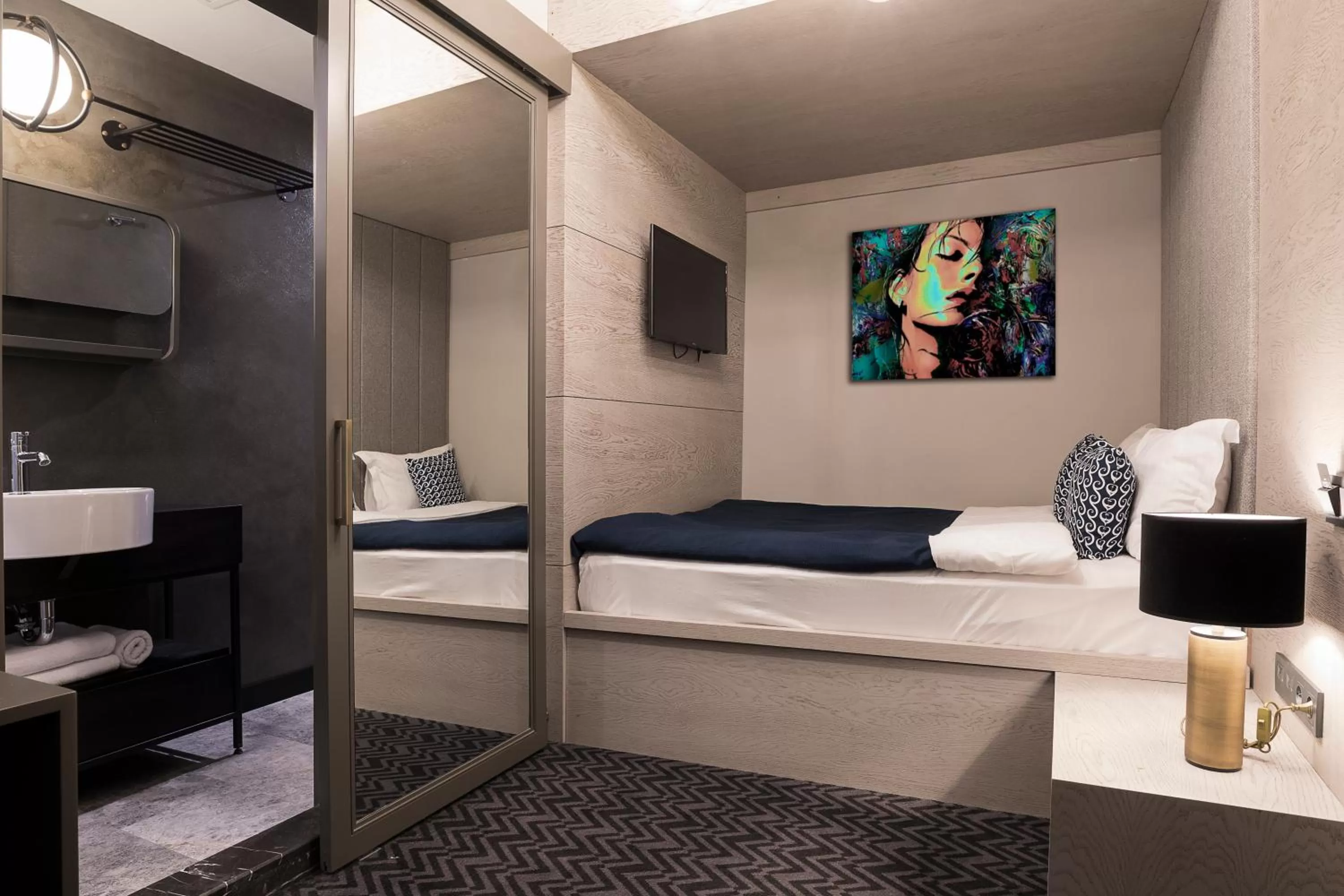 Photo of the whole room, Bed in Nabu Hotel Karaköy