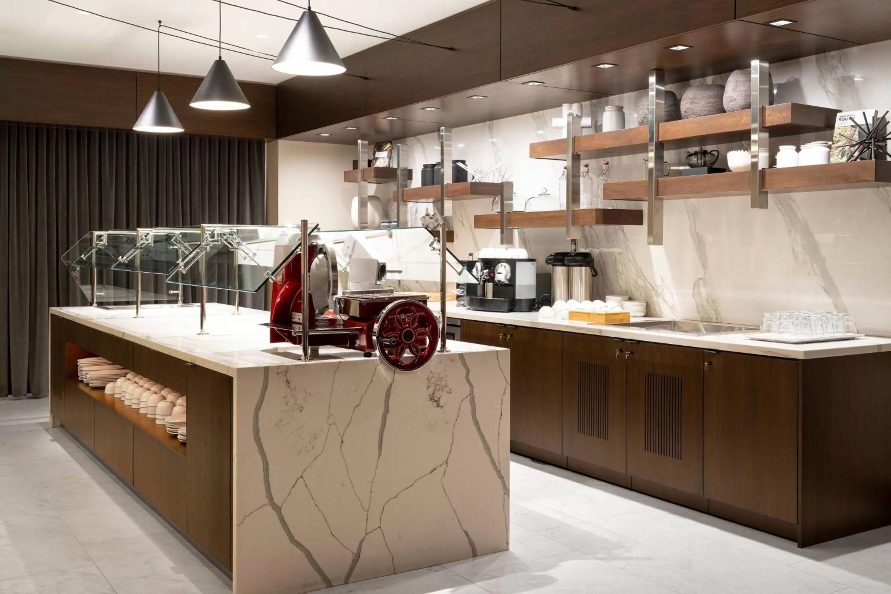 Kitchen or kitchenette in AC Hotel by Marriott Austin-University