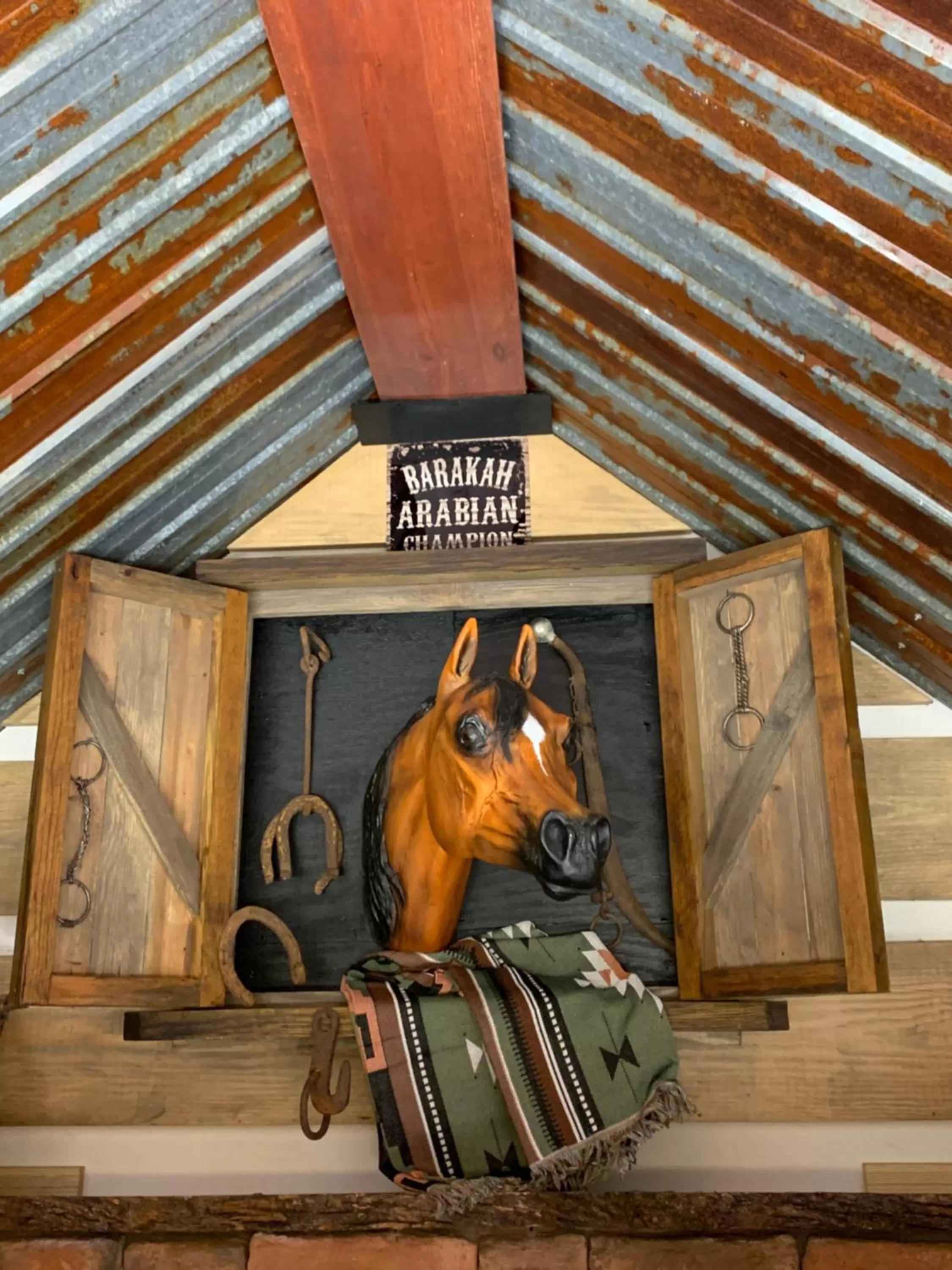 Decorative detail in Fox Pass Cabins
