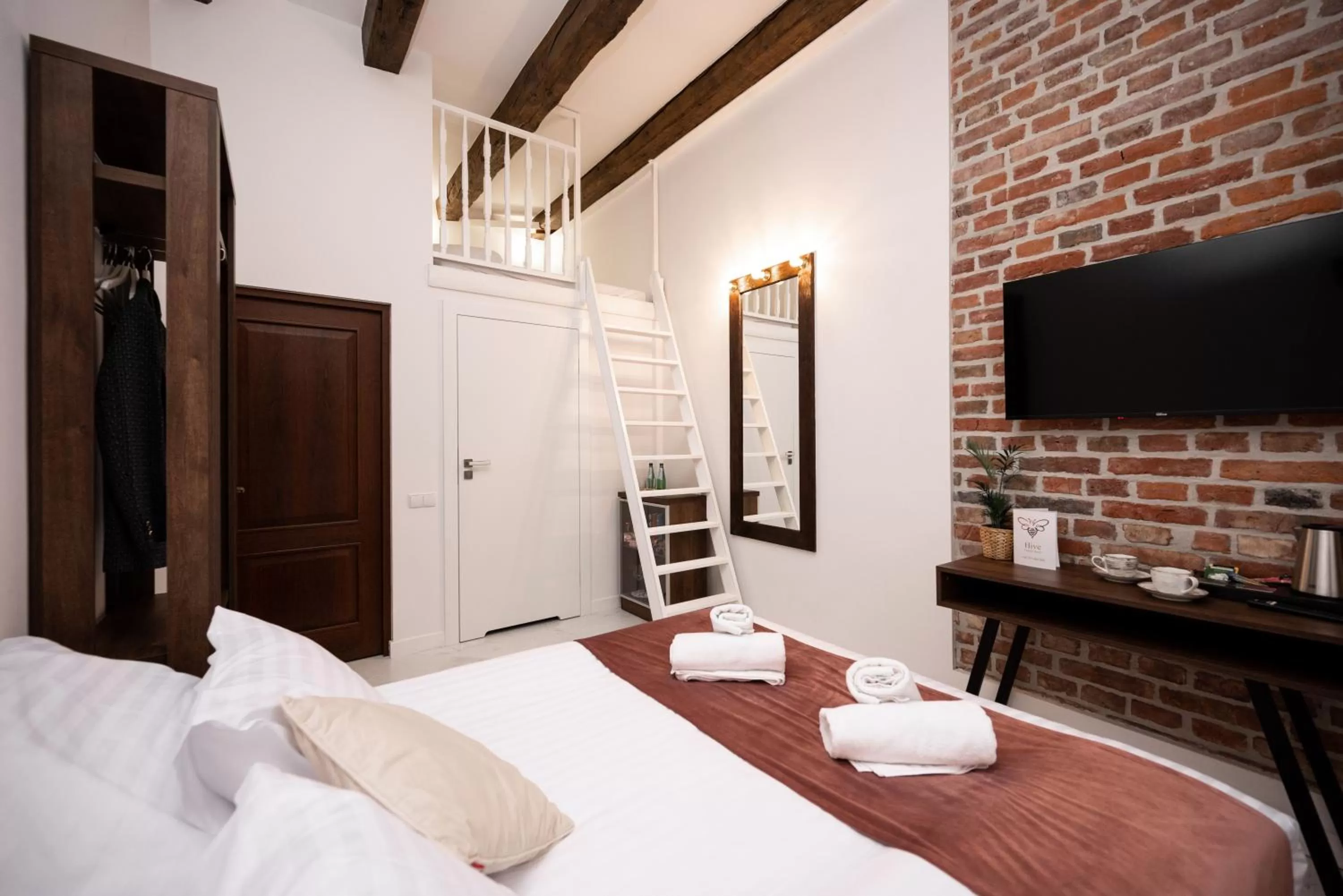 Bed in Hive Family House