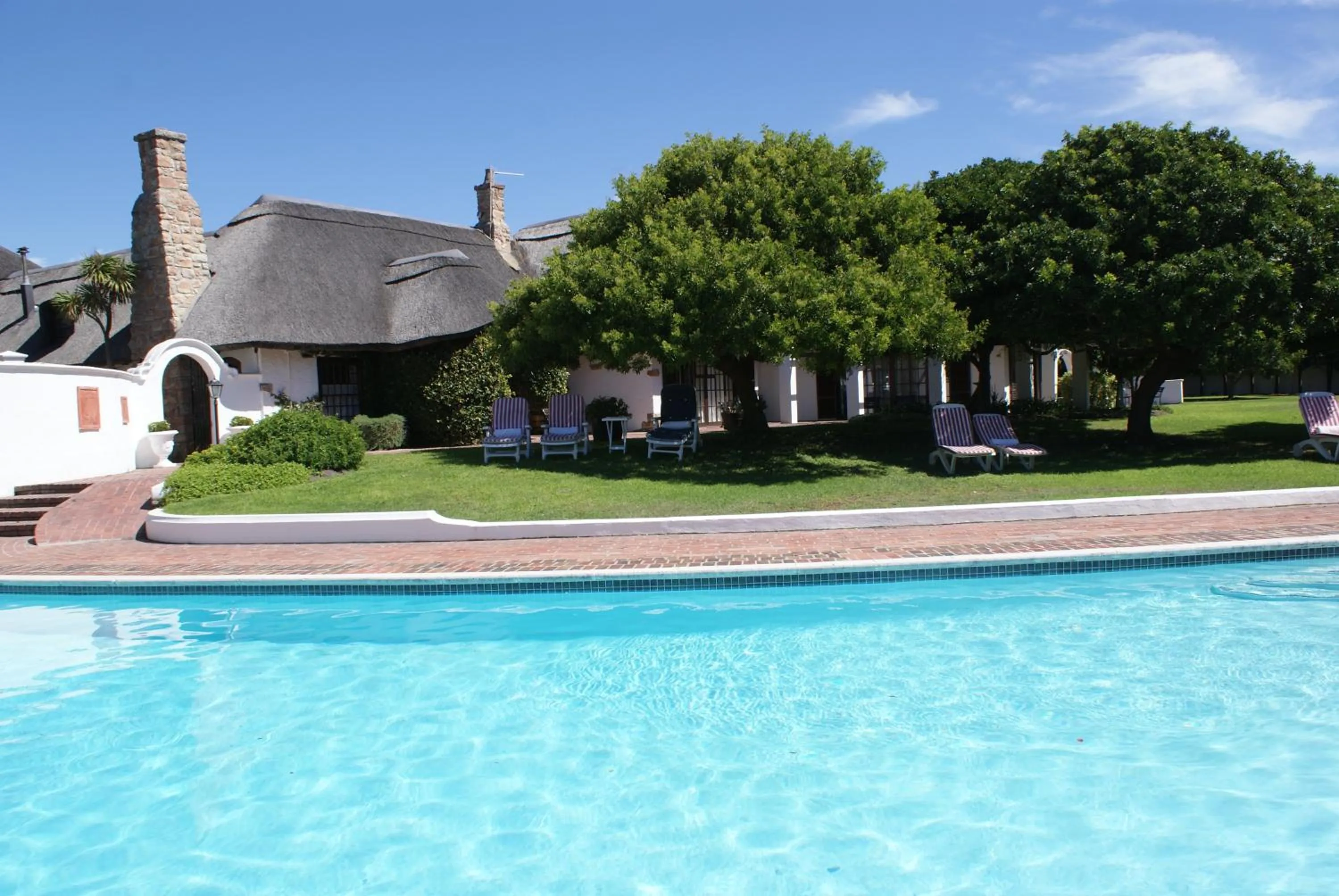 Facade/entrance in Whale Rock Luxury Lodge