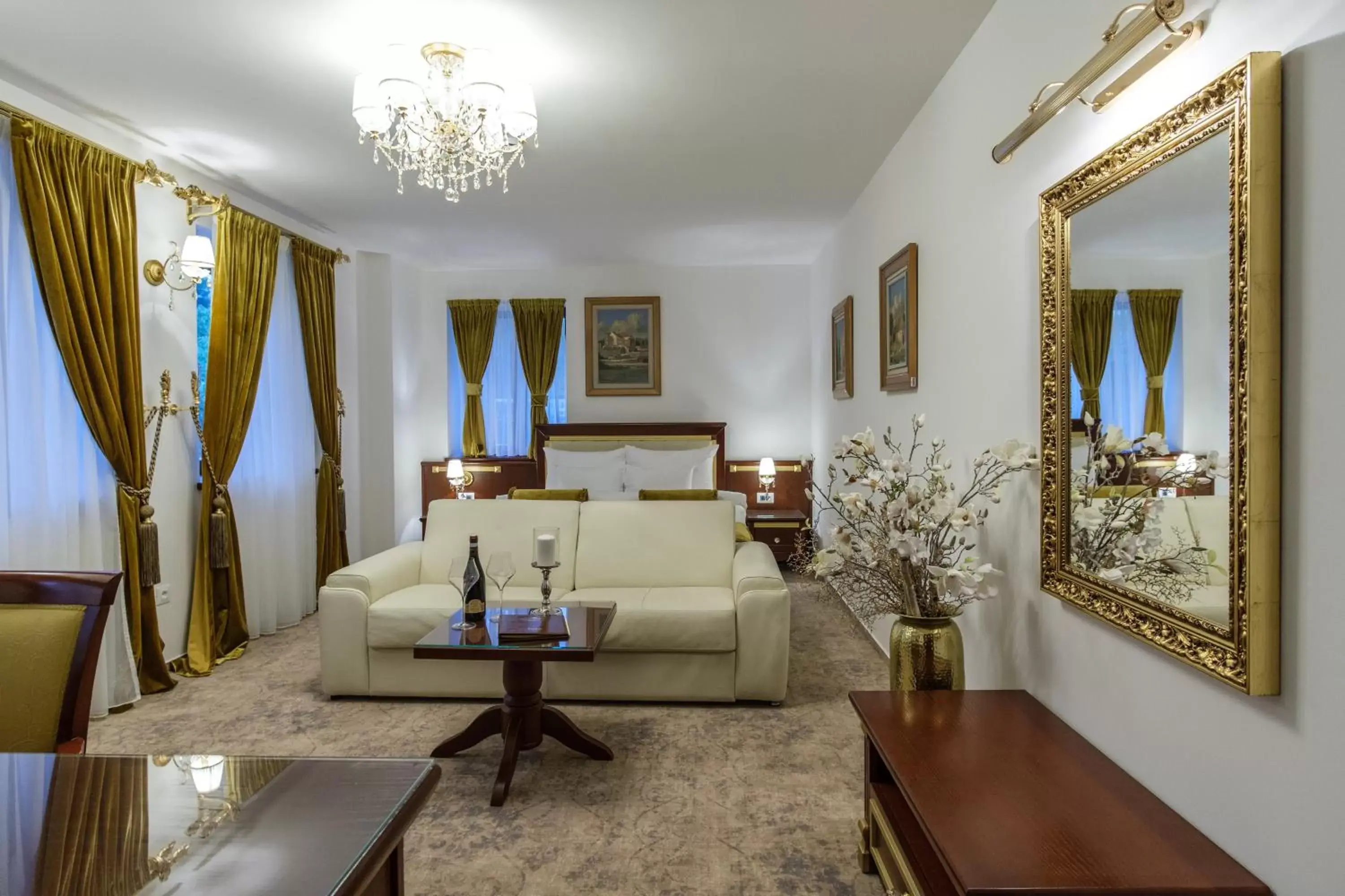 Superior Double or Twin Room in Integra Hotel Superior Double or Twin Room in Integra Hotel