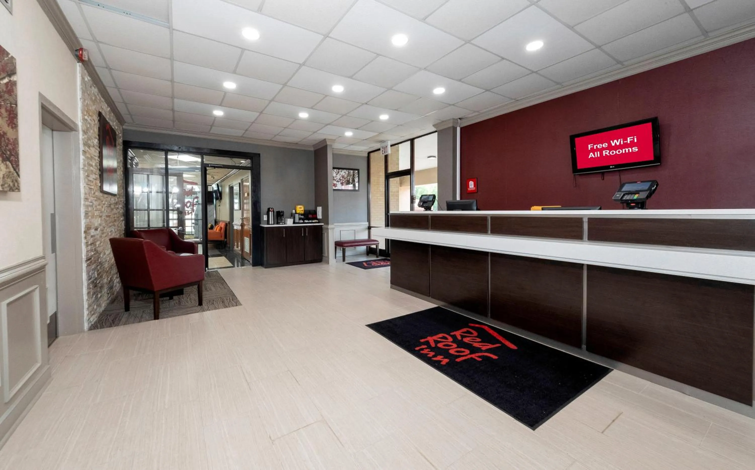 Lobby or reception in Red Roof Inn Petersburg - Fort Lee